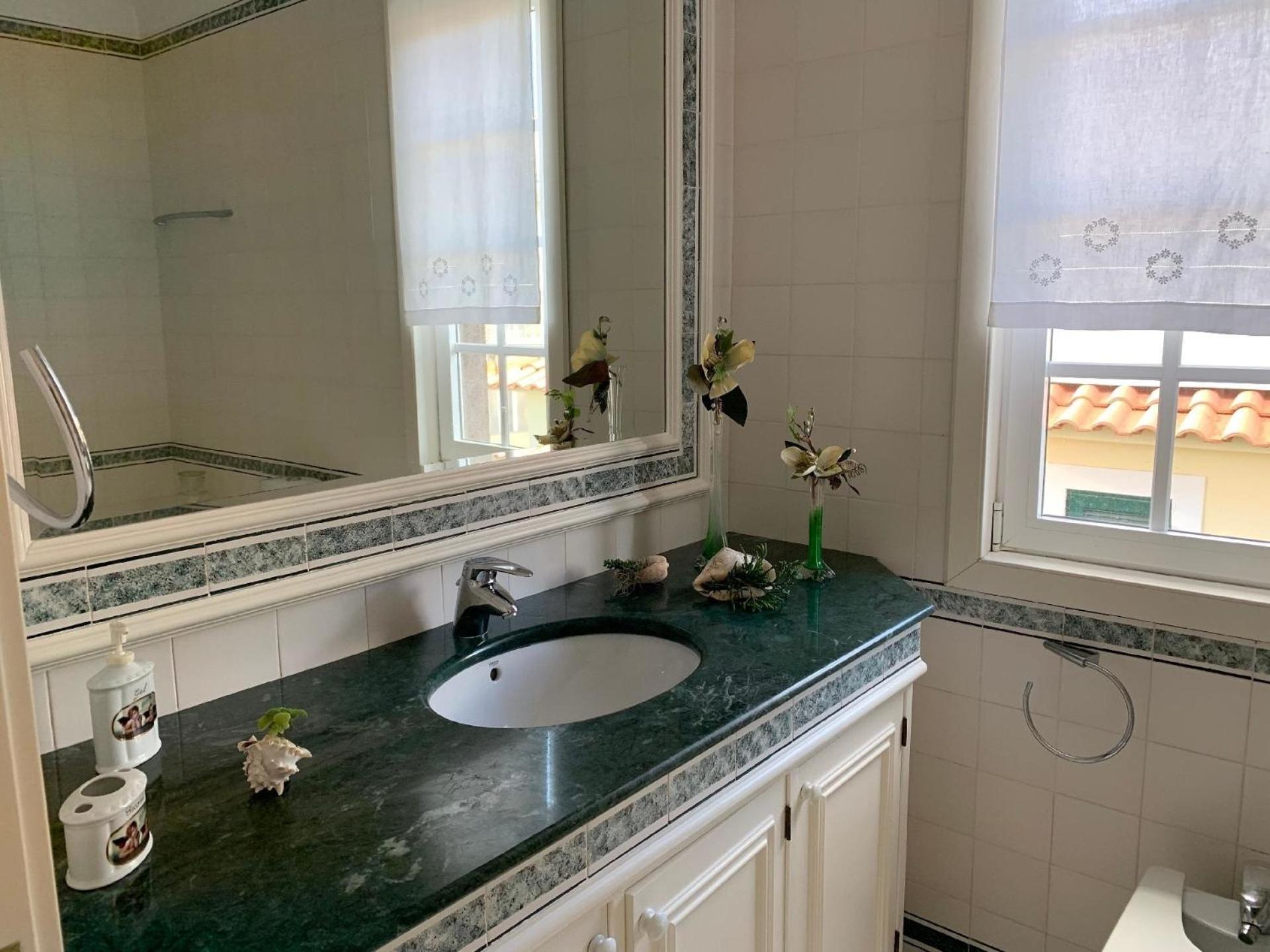 Ferienhaus für 6 Personen ca 300 qm in Canico, Madeira Ostküste von Madeira view 4