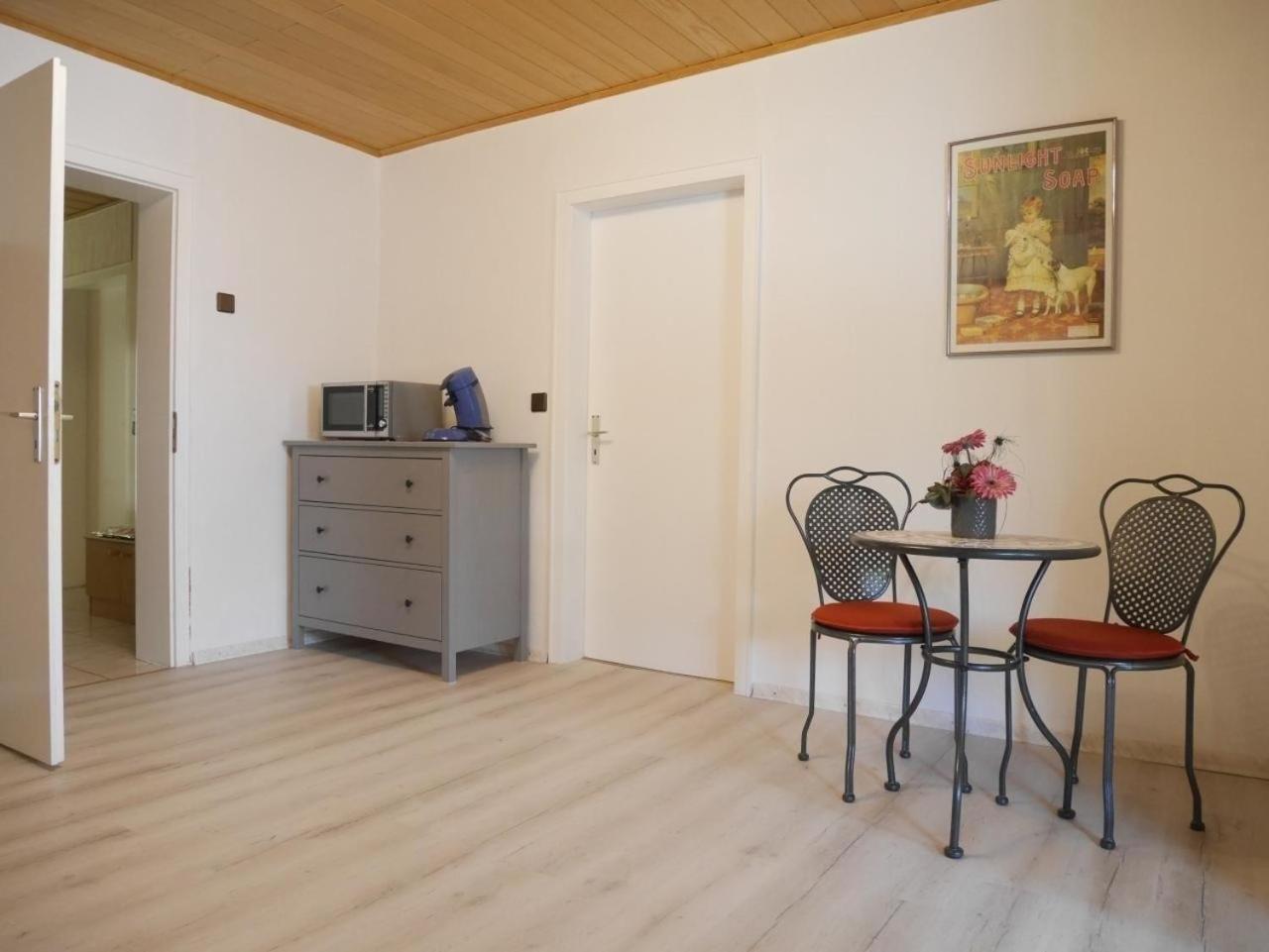 Renovierte Ferienwohnung in Pfuhl mit Terrasse