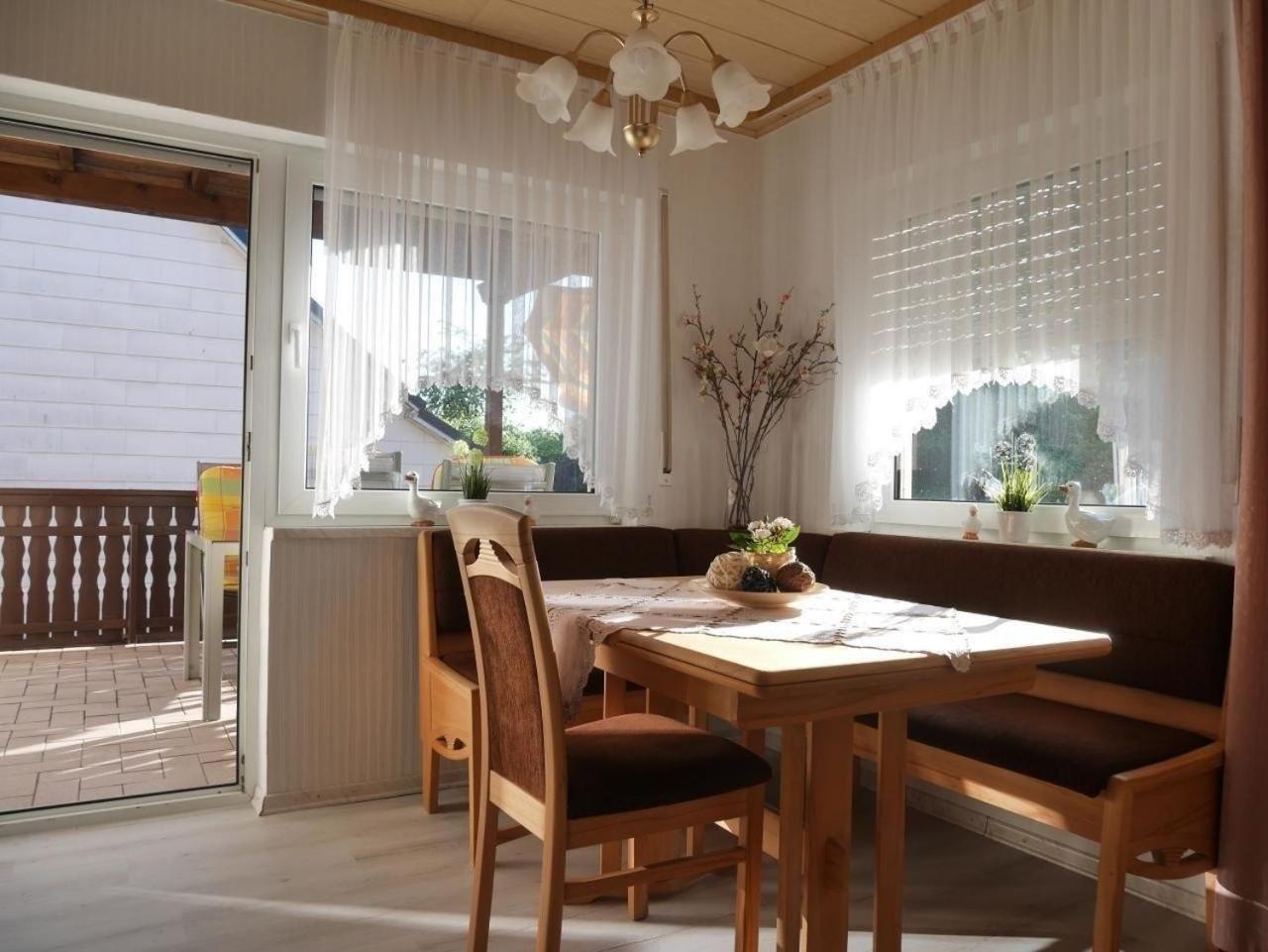 Renovierte Ferienwohnung in Pfuhl mit Terrasse