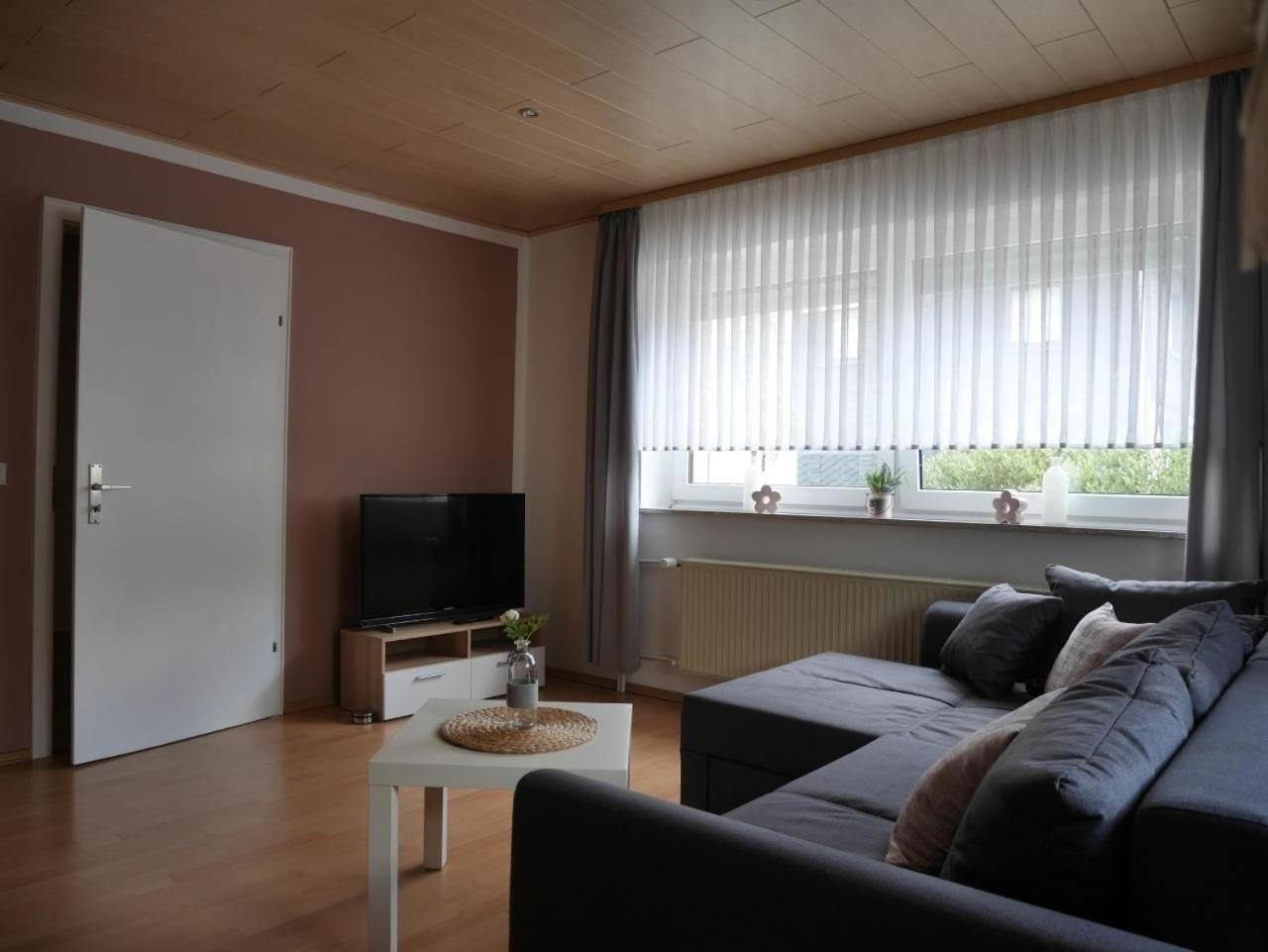 Renovierte Ferienwohnung in Pfuhl mit Terrasse