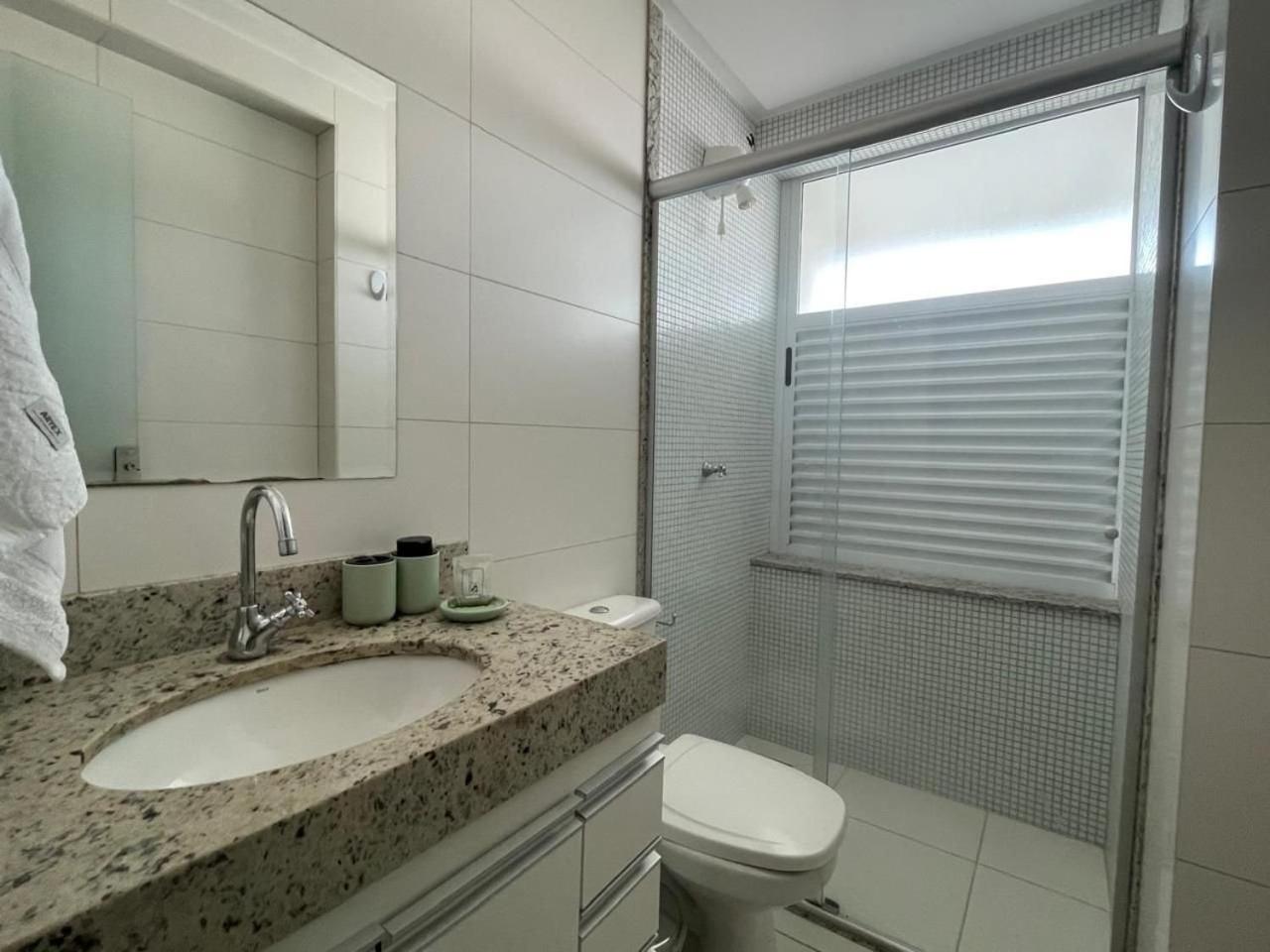 Moderno Flat com vista para o Parque Vaca Brava