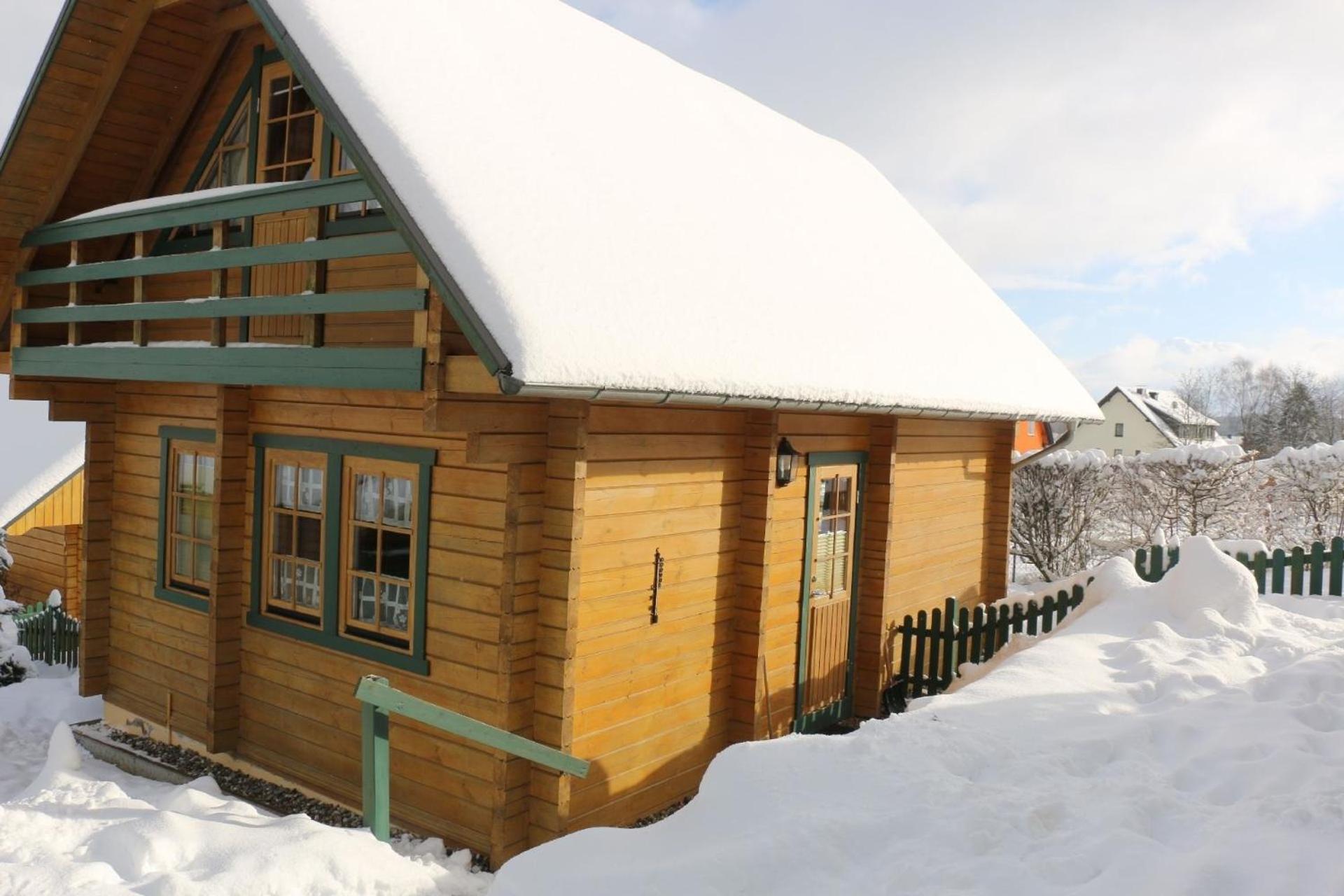 idyllisch gelegenes Blockhaus - Hunde willkommen