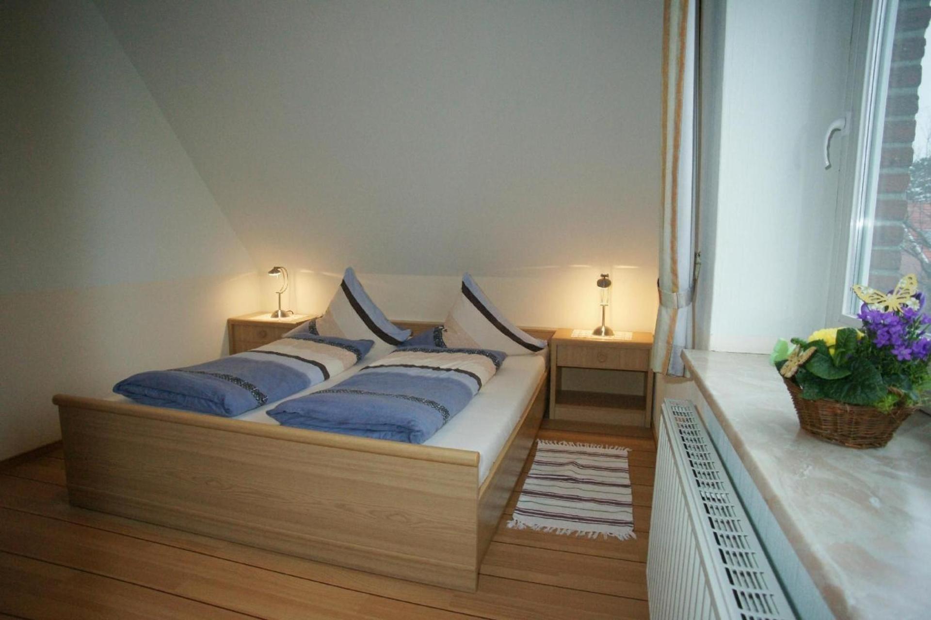 Wohnung In Neue Tiefe Mit Terrasse, Garten Und Grill