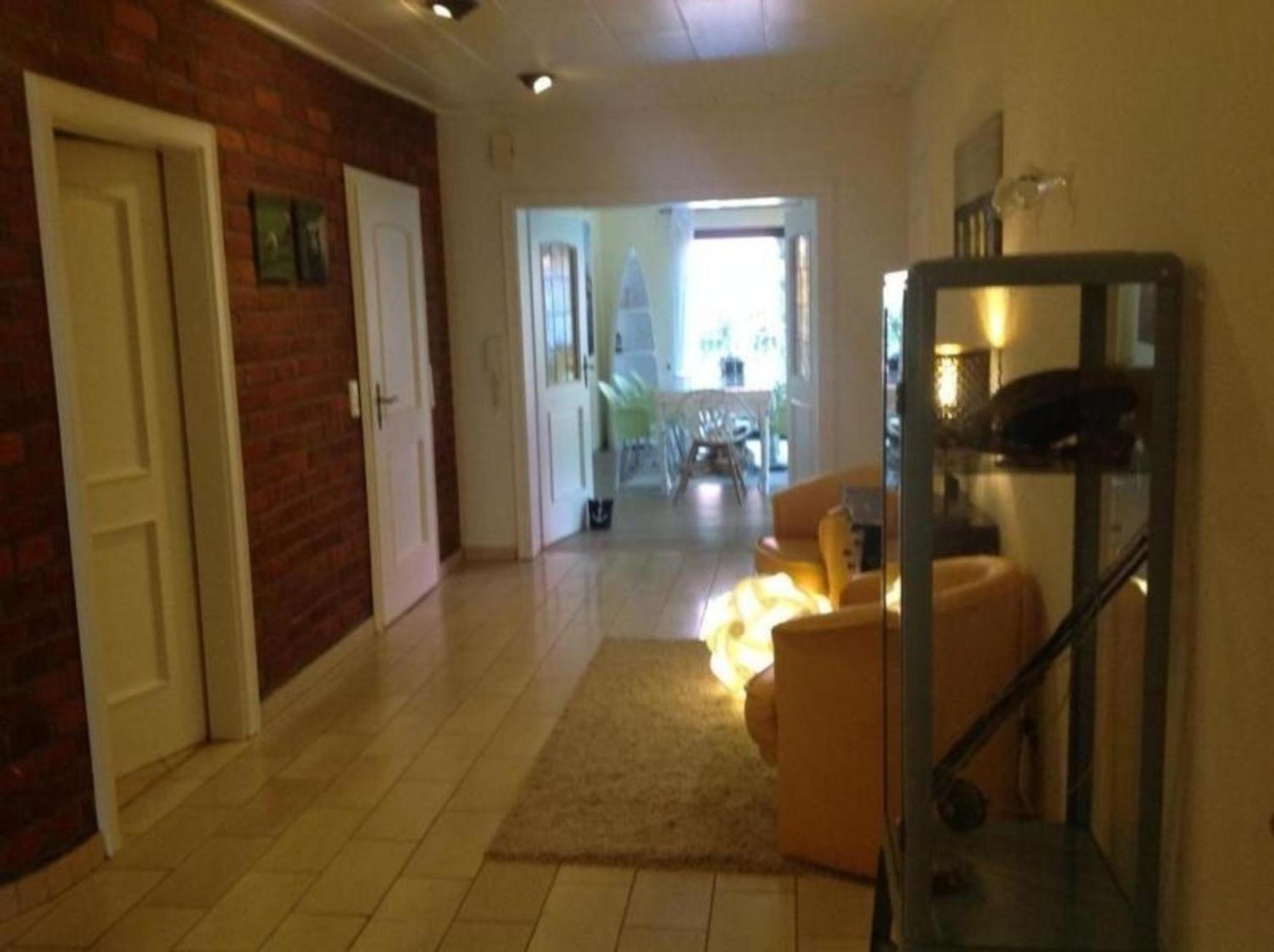 Große Ferienwohnung in Burhave mit Eigener Terrasse