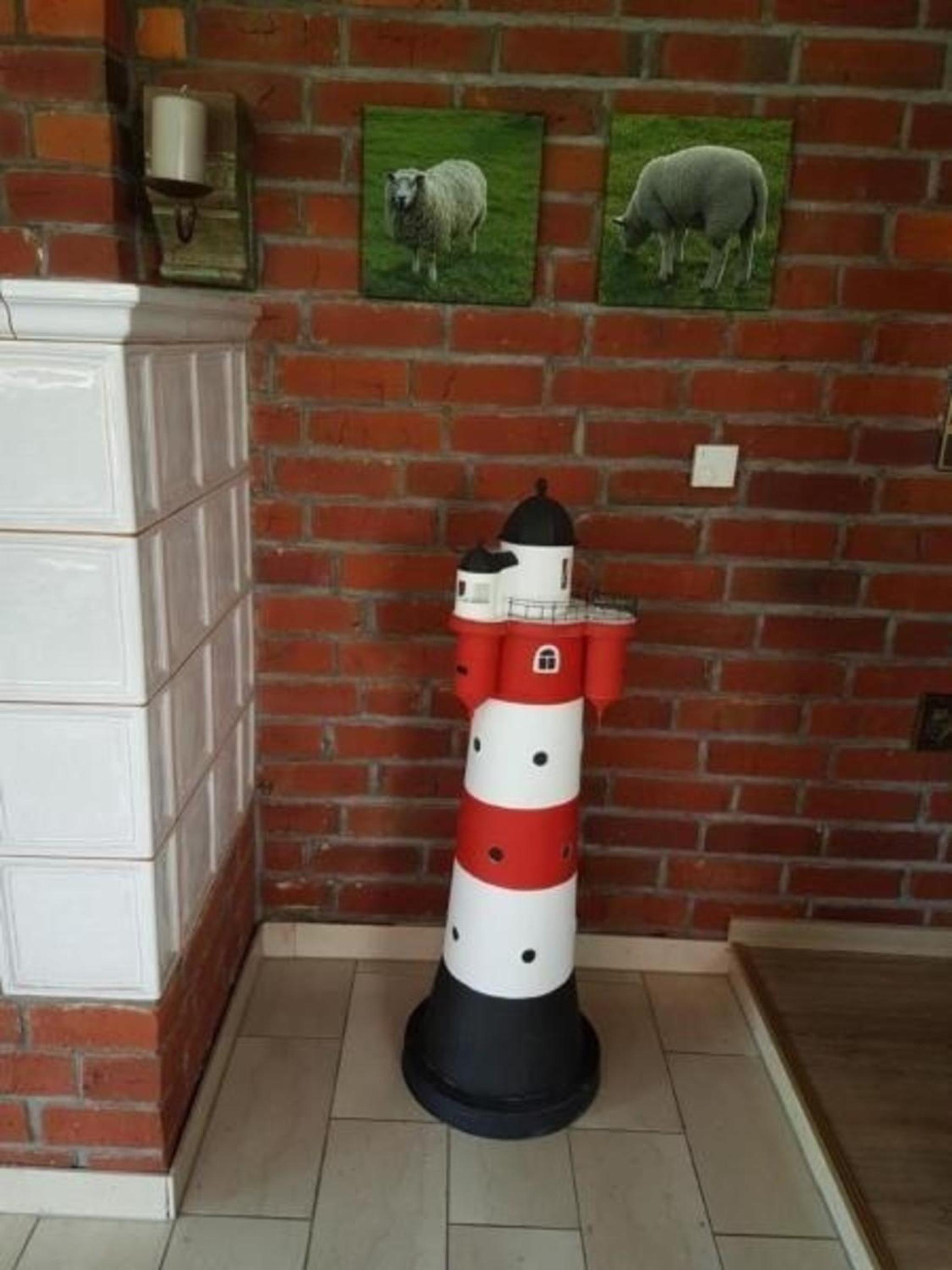 Große Ferienwohnung in Burhave mit Eigener Terrasse