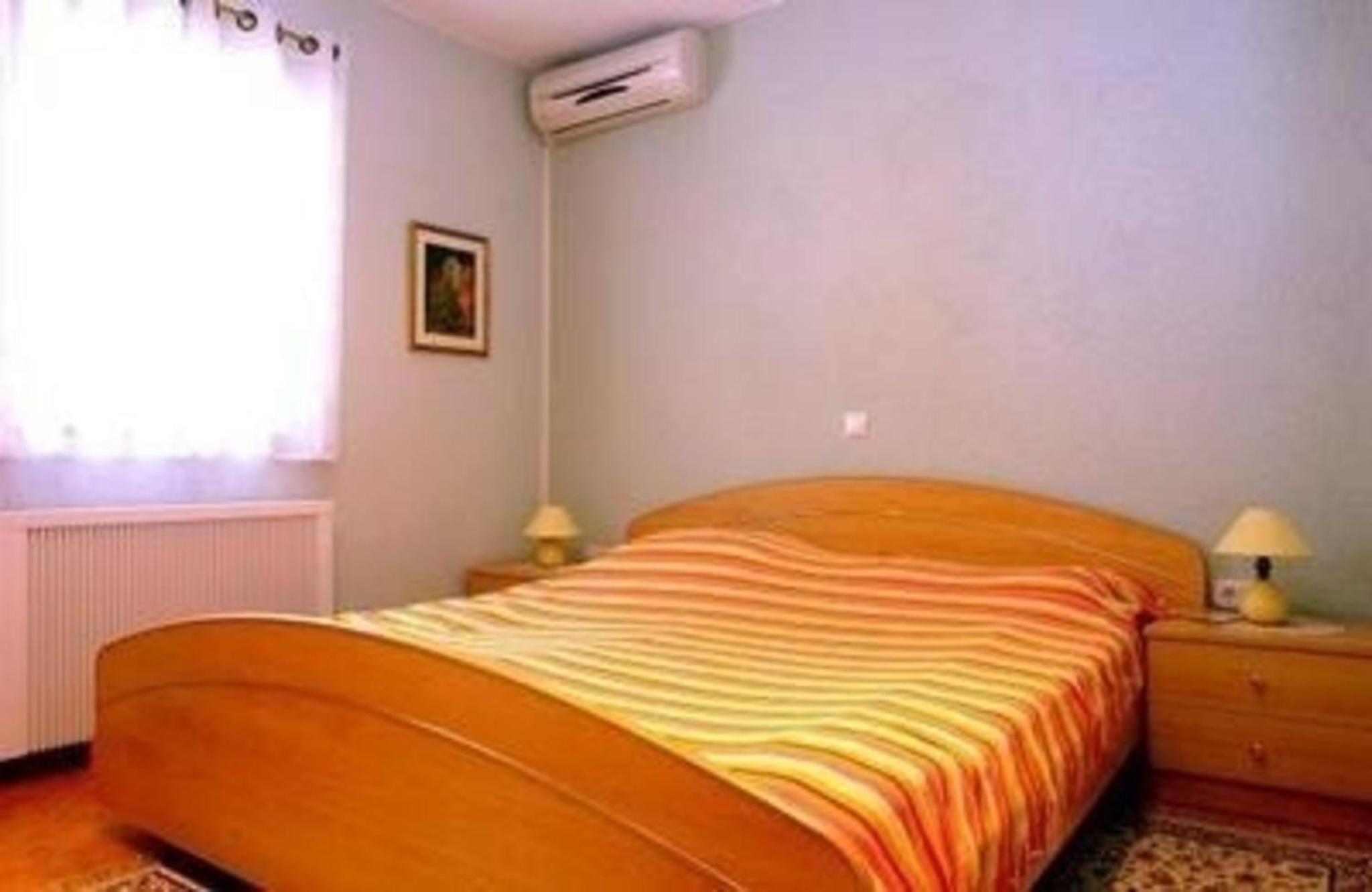 Wohnung In Buje Mit Grill