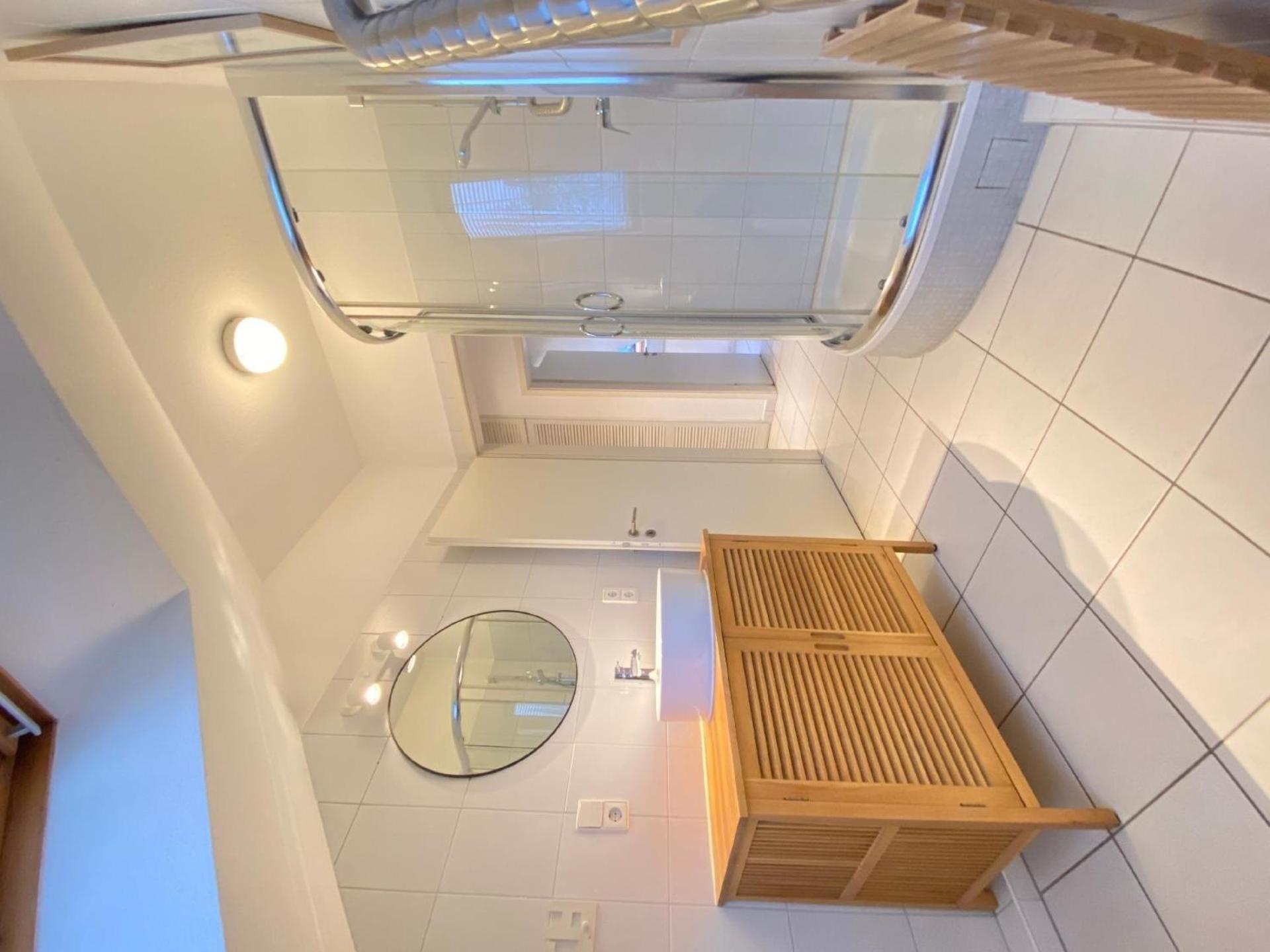 Ferienwohnung Mit Stellplatz Mitten Im Grünen