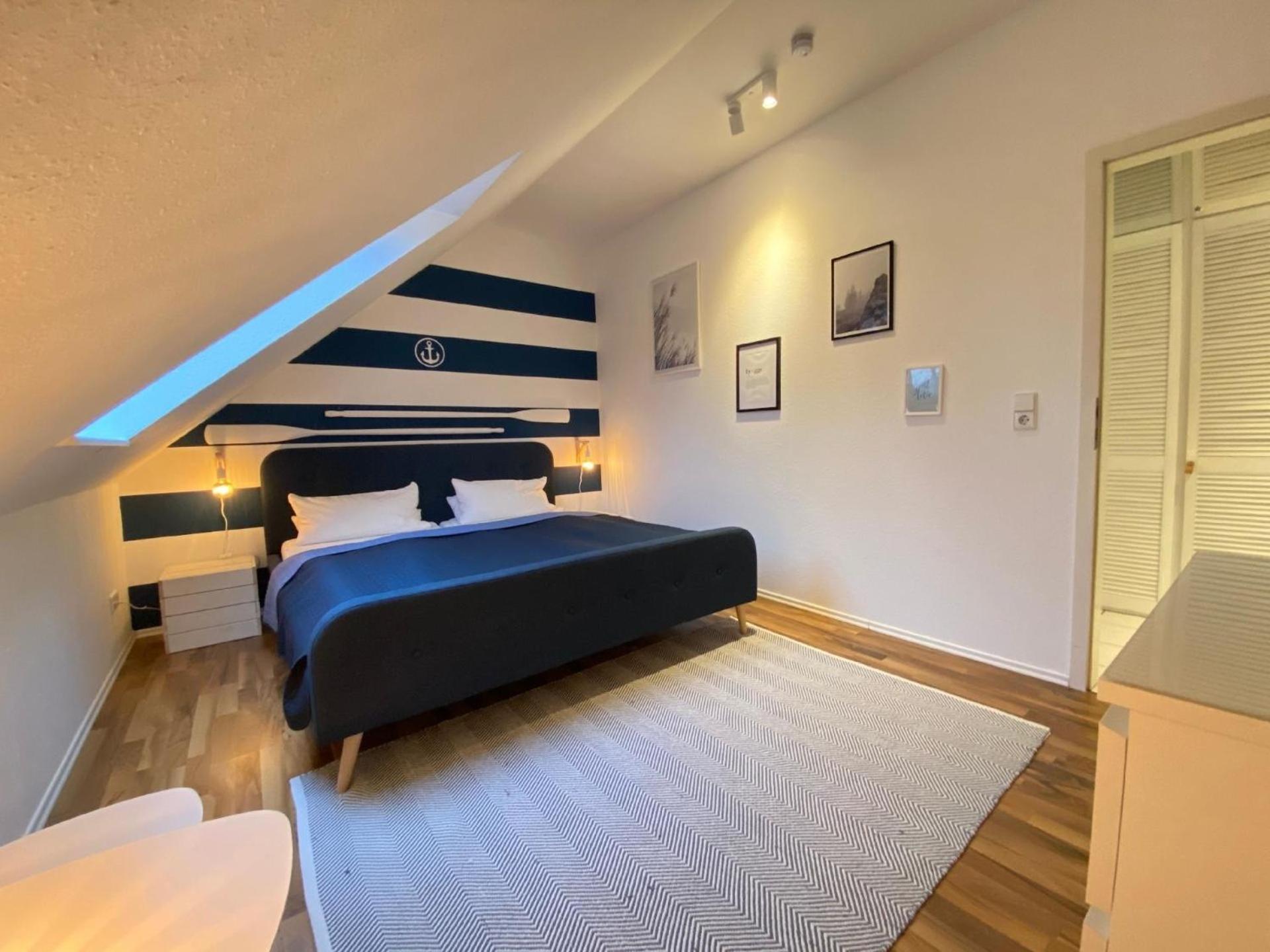 Ferienwohnung Mit Stellplatz Mitten Im Grünen