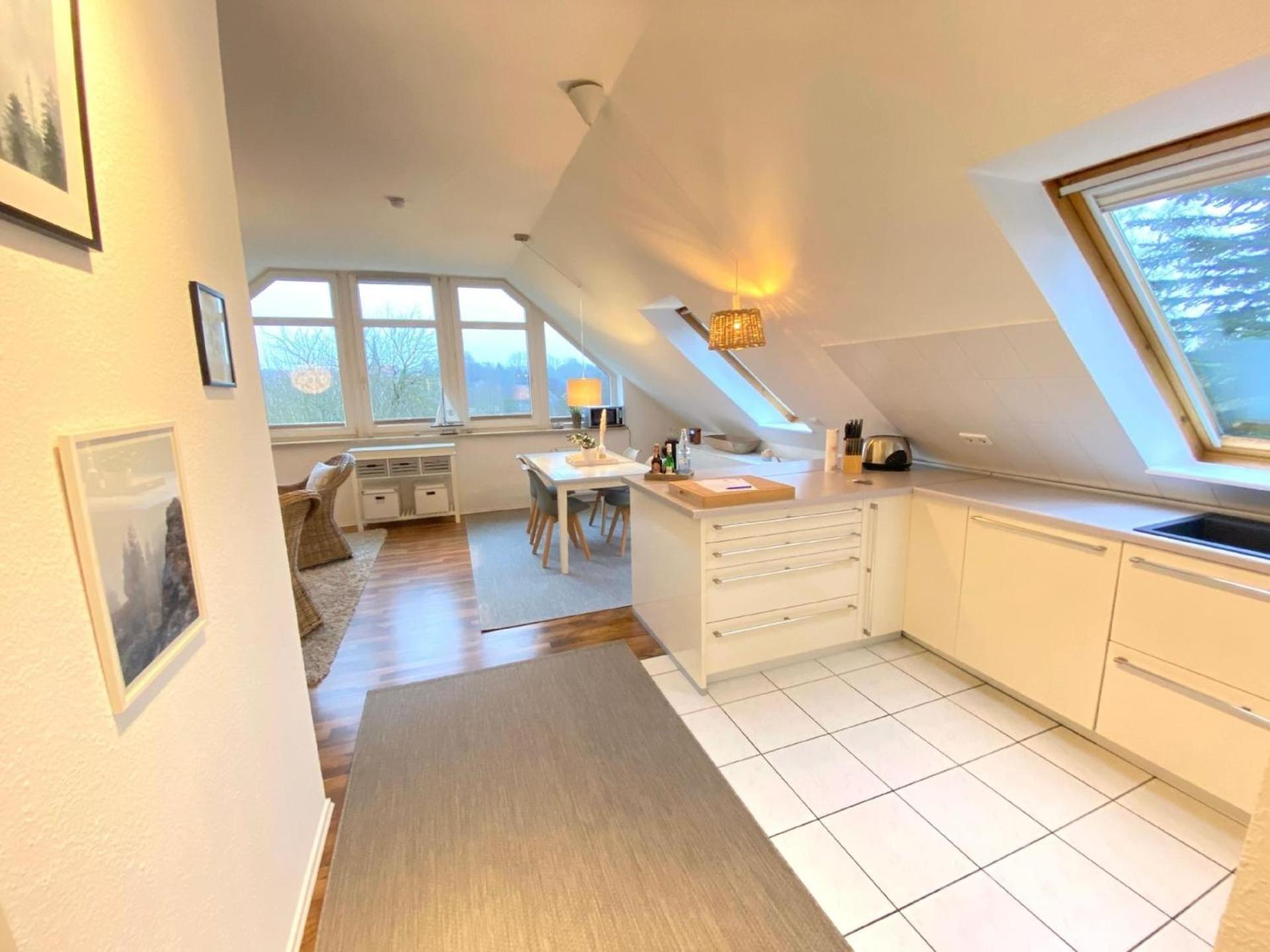 Ferienwohnung Mit Stellplatz Mitten Im Grünen