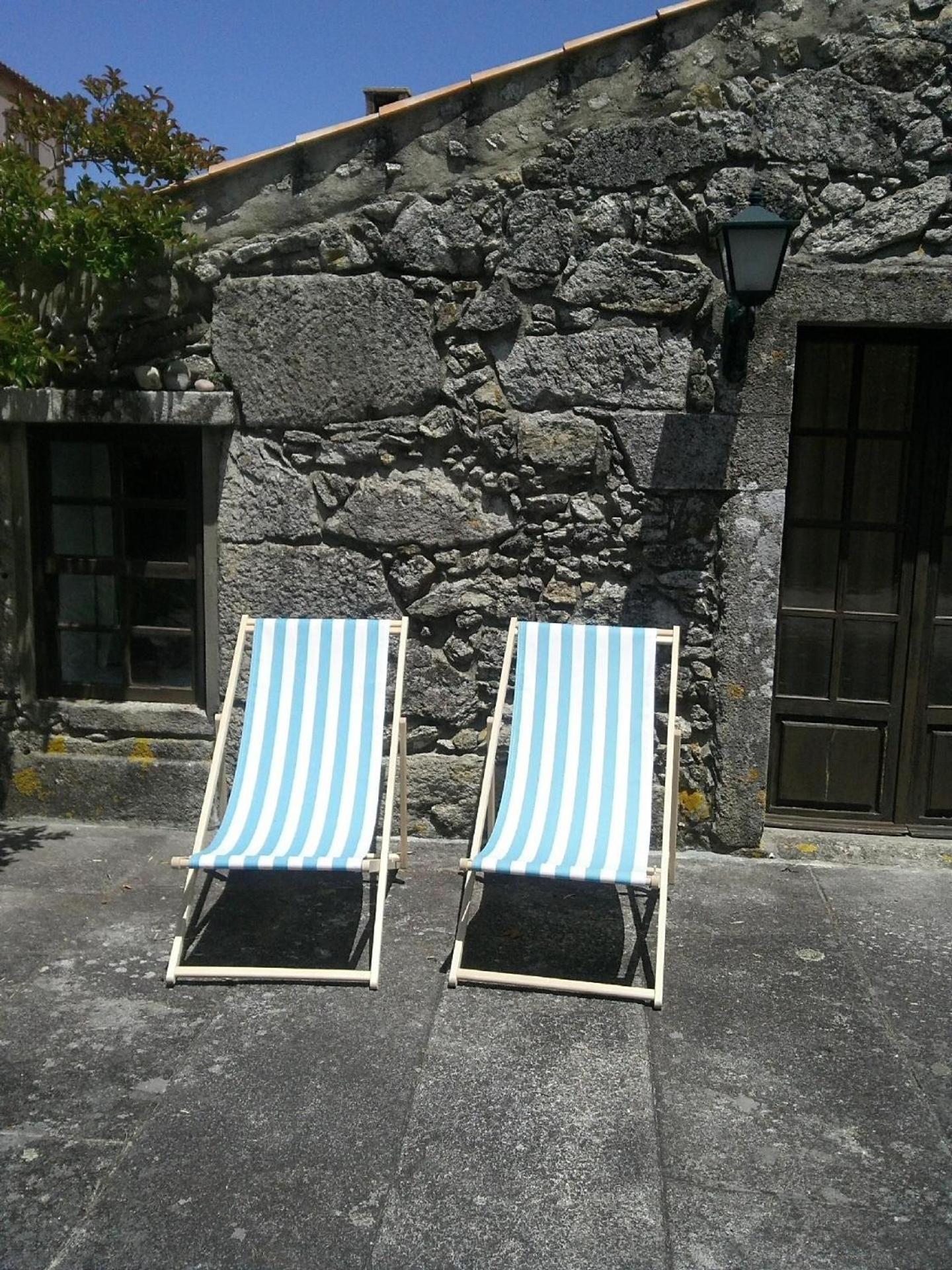 Kleines Ferienhaus mit Terrasse und Parkplatz view 2