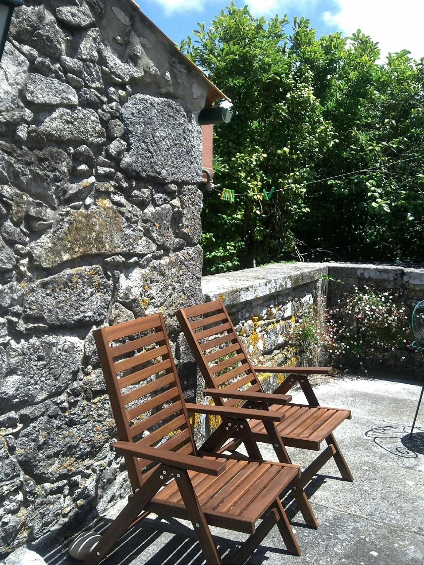 Kleines Ferienhaus mit Terrasse und Parkplatz view 3