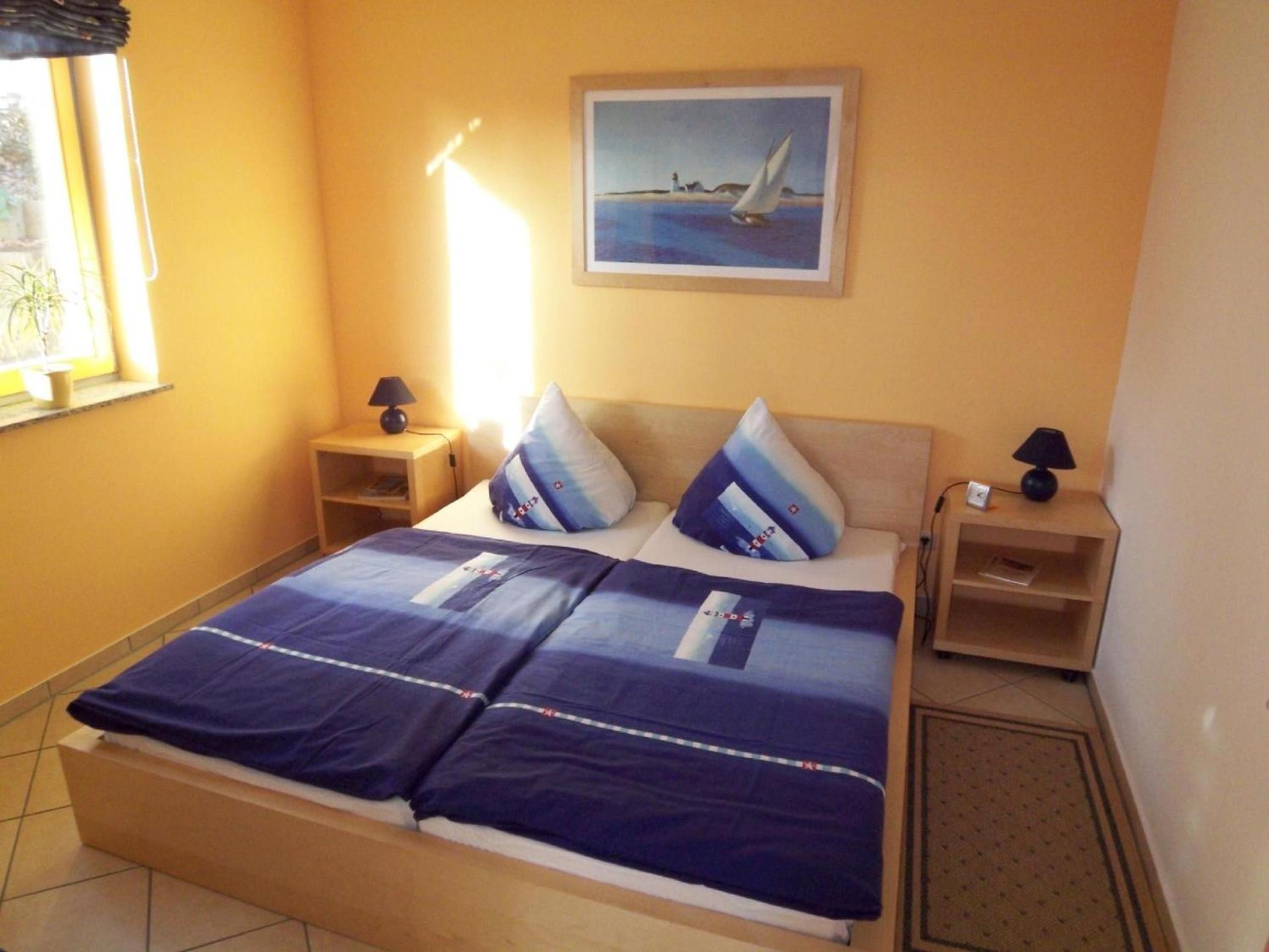 Ferienwohnung mit Garten in ruhiger Lage
