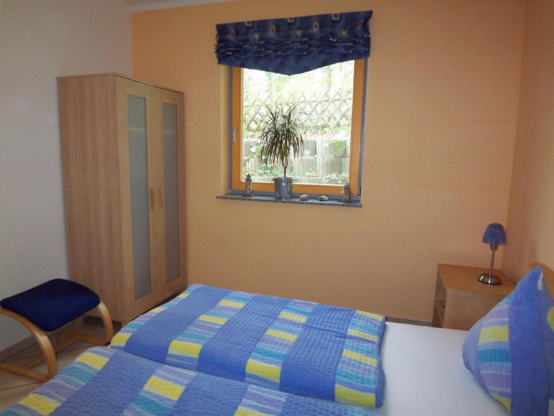 Ferienwohnung mit Garten in ruhiger Lage