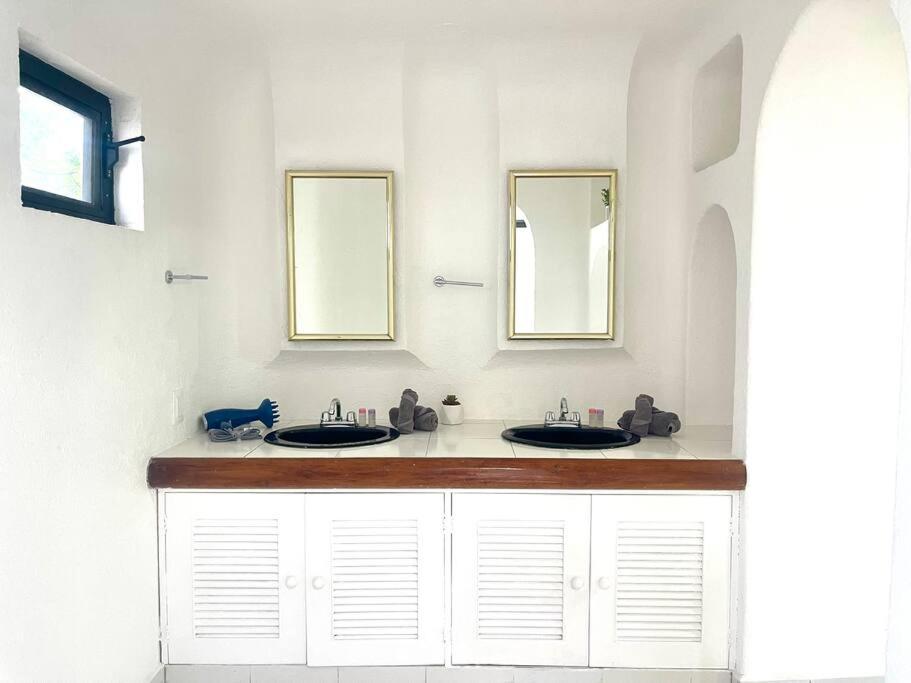 Deco5B Spacious Downtown Studio