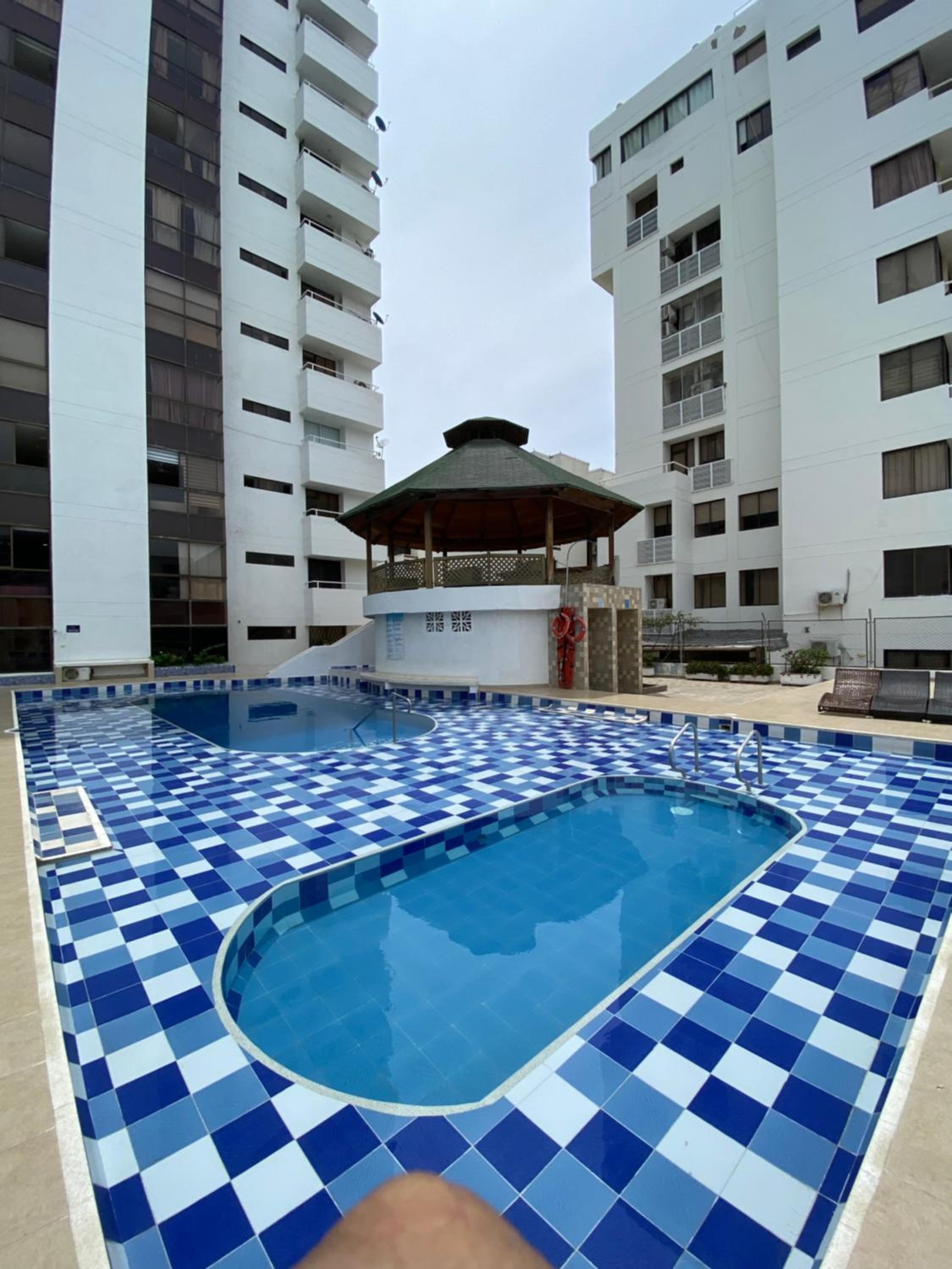 Espectacular apartamento con vista al mar y cerca