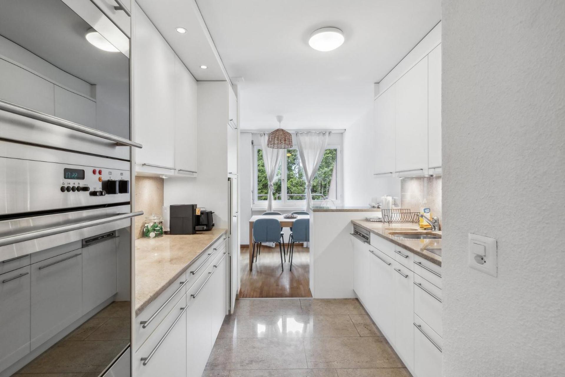 Chic Apartment Near Zurich Center