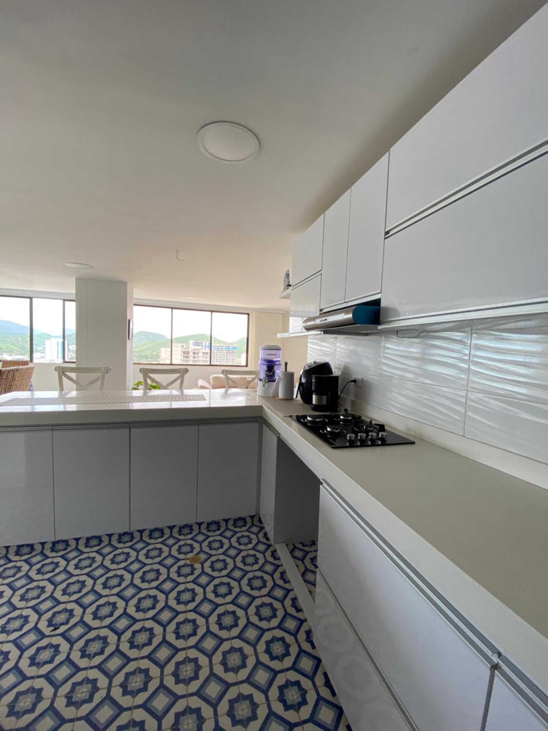 Espectacular apartamento con vista al mar y cerca