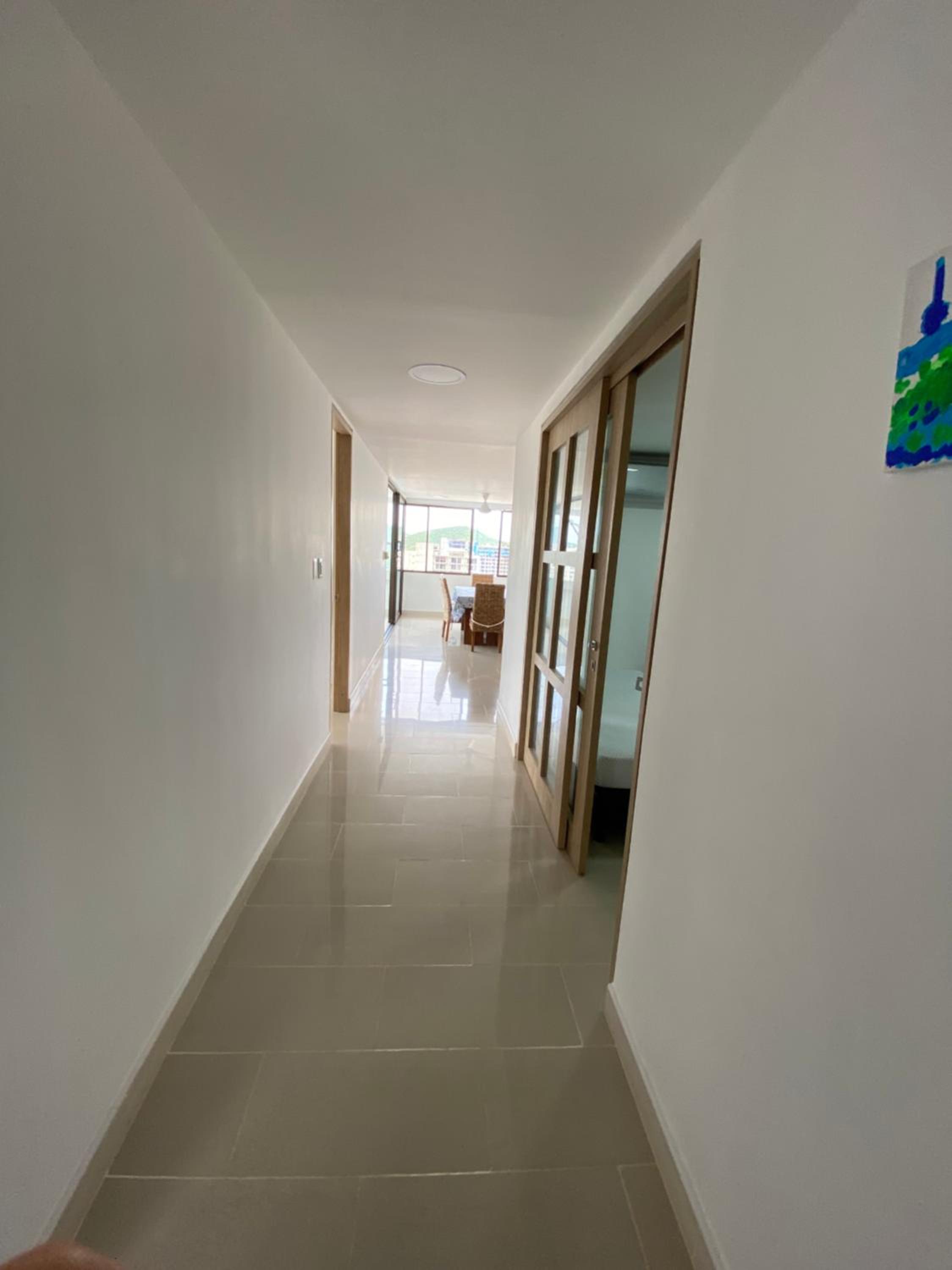 Espectacular apartamento con vista al mar y cerca