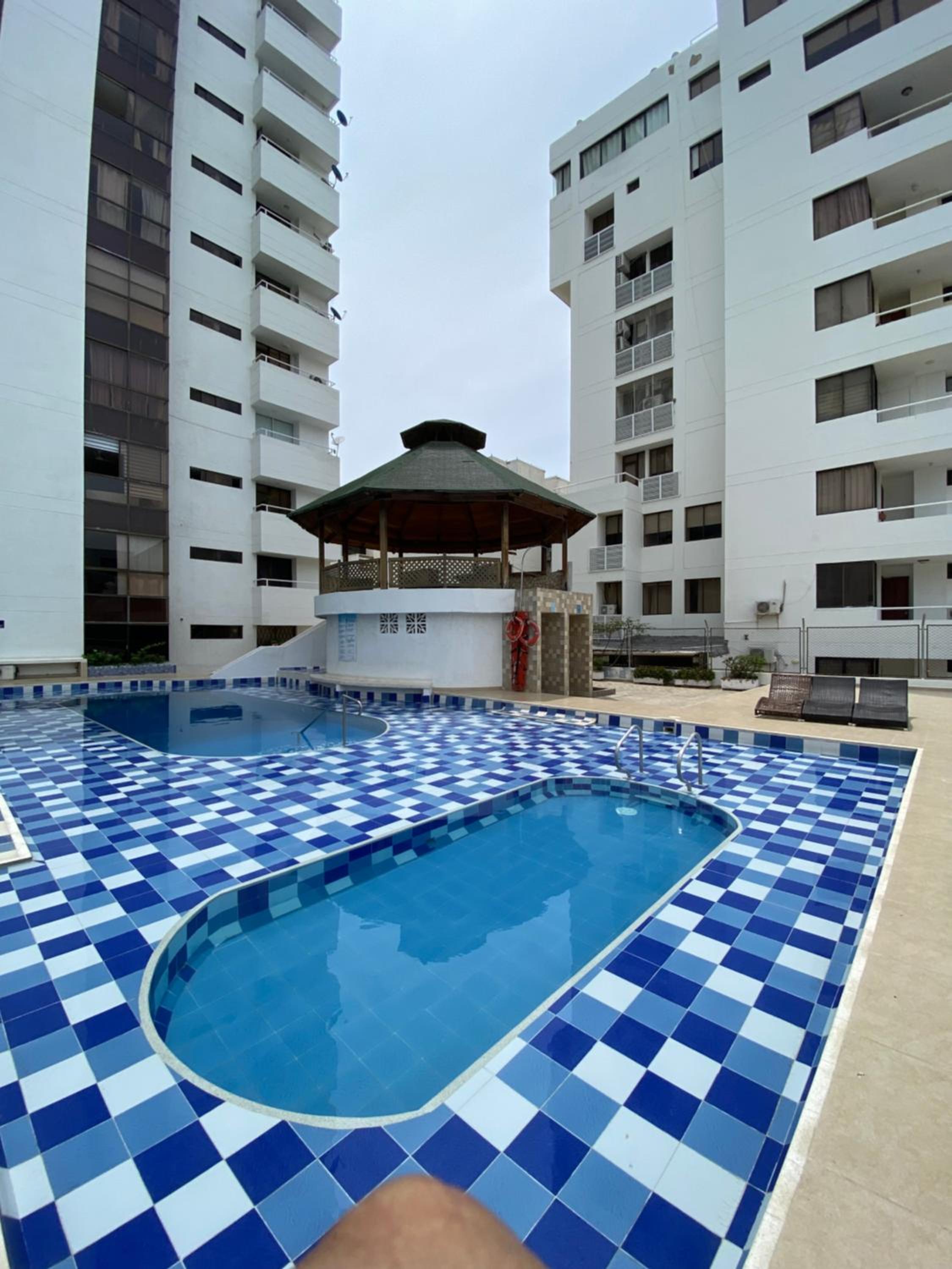 Espectacular apartamento con vista al mar y cerca
