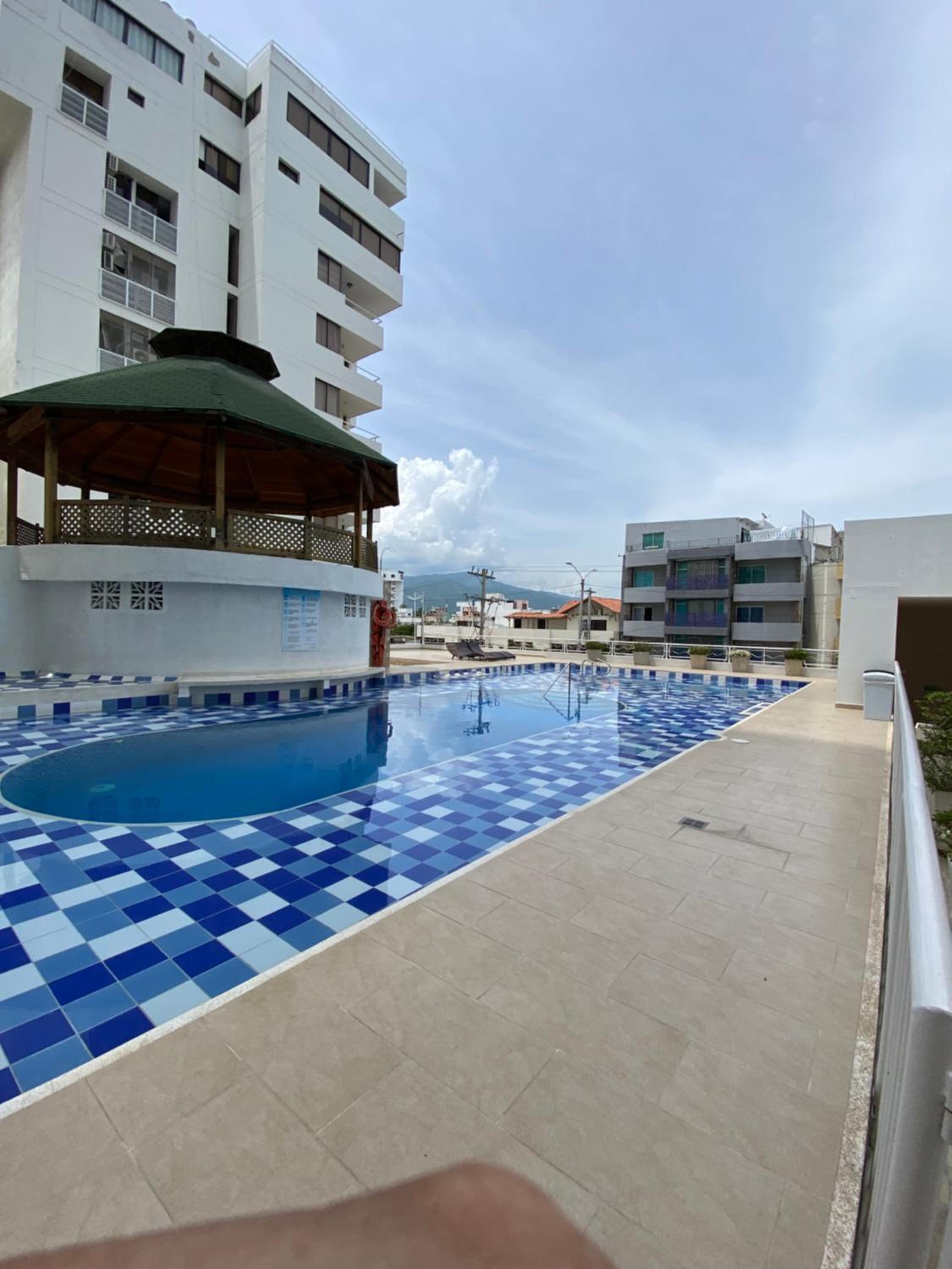 Espectacular apartamento con vista al mar y cerca