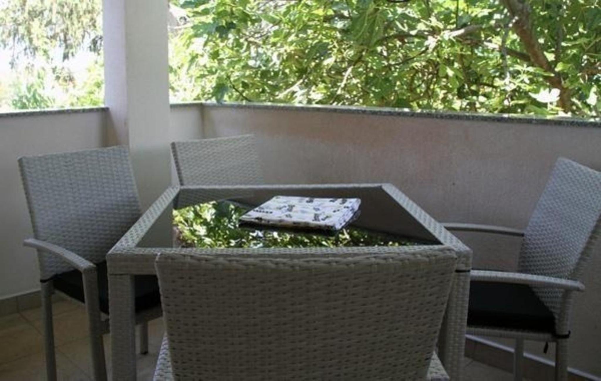 Gesamte Wohnung in Medulin mit Grill, Terrasse und Garten