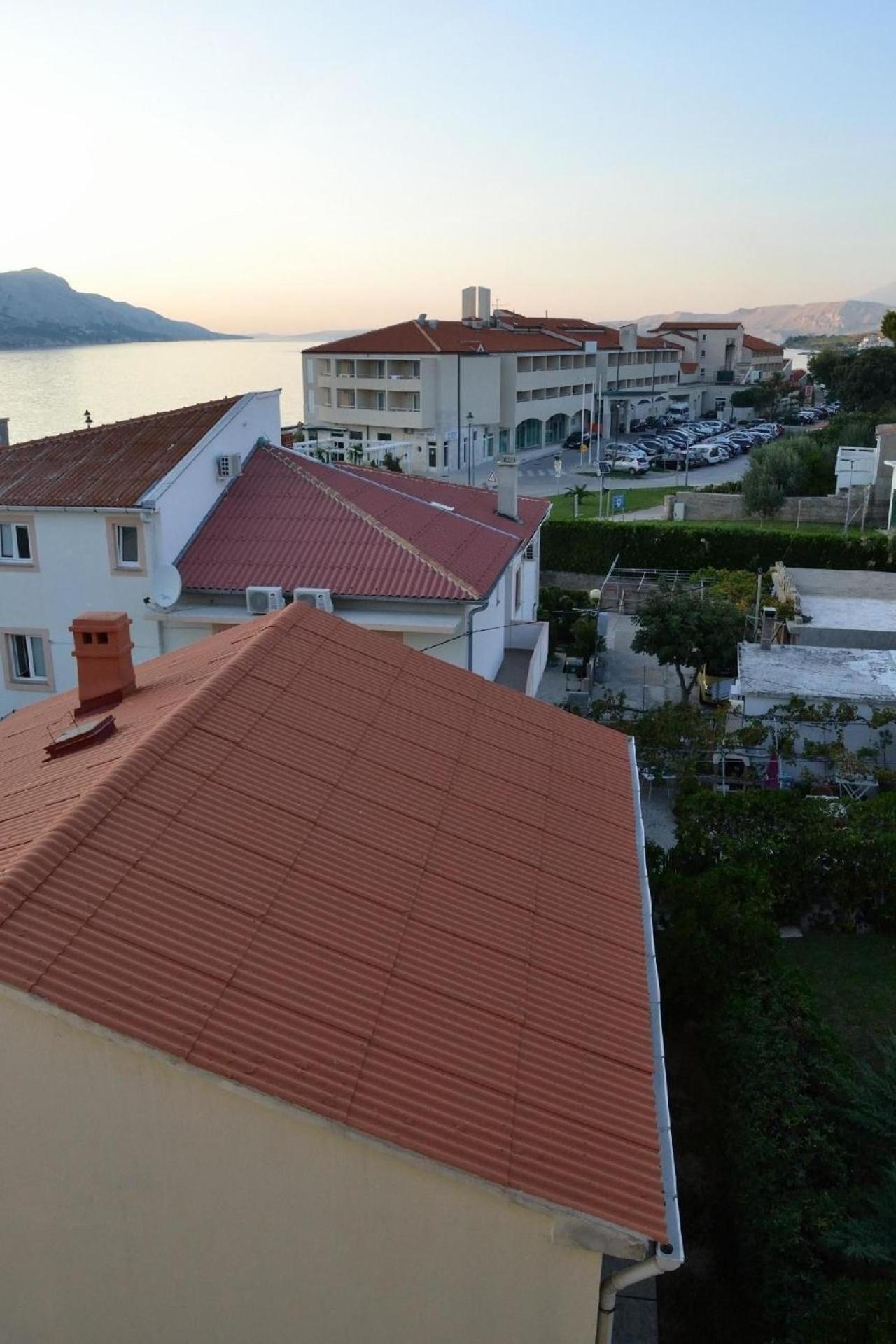 Große Ferienwohnung In Pag Mit Privater Terrasse view 2