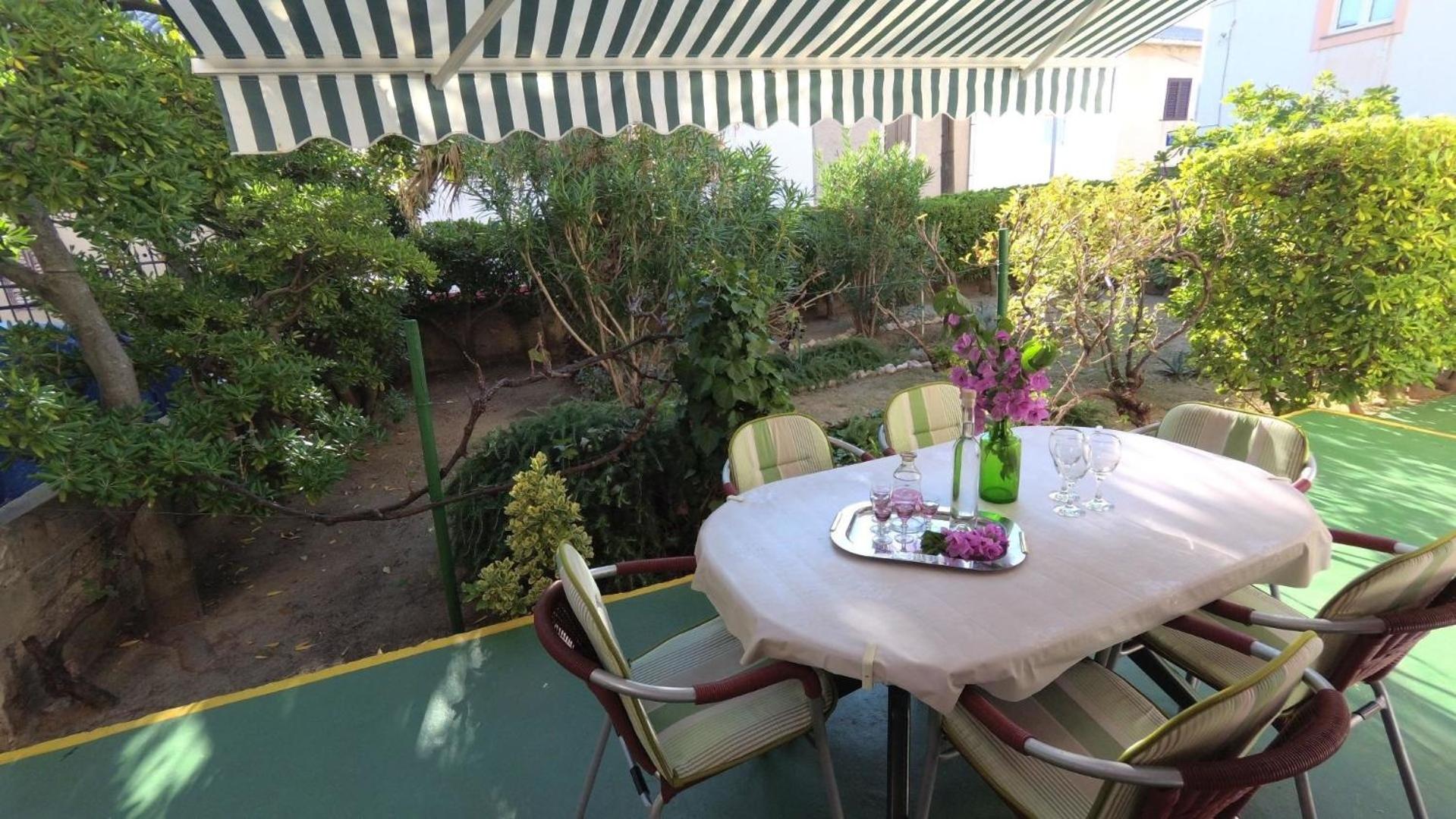 Große Ferienwohnung In Pag Mit Privater Terrasse view 3