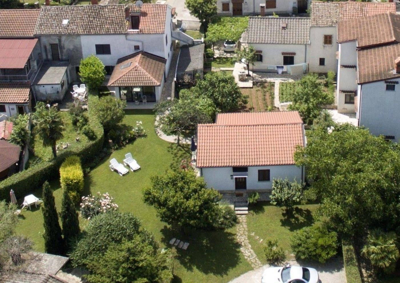 Freistehender Bungalow Perla mit Garten und Grill view 5
