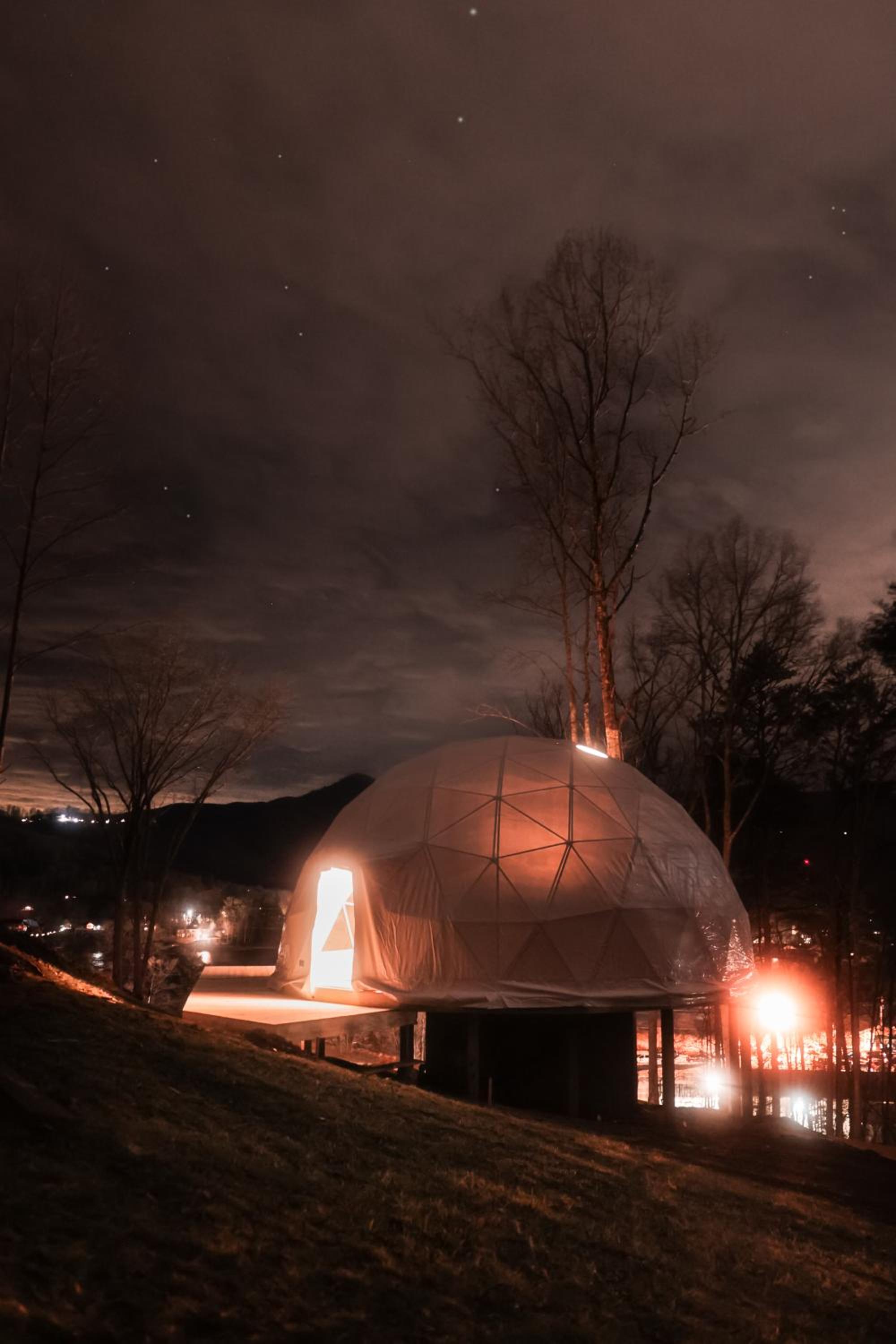Hotel Dome Home Lake And Mountain Views Hot Tub