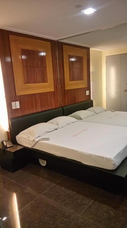 Bermuda Hotel, Manila - 16