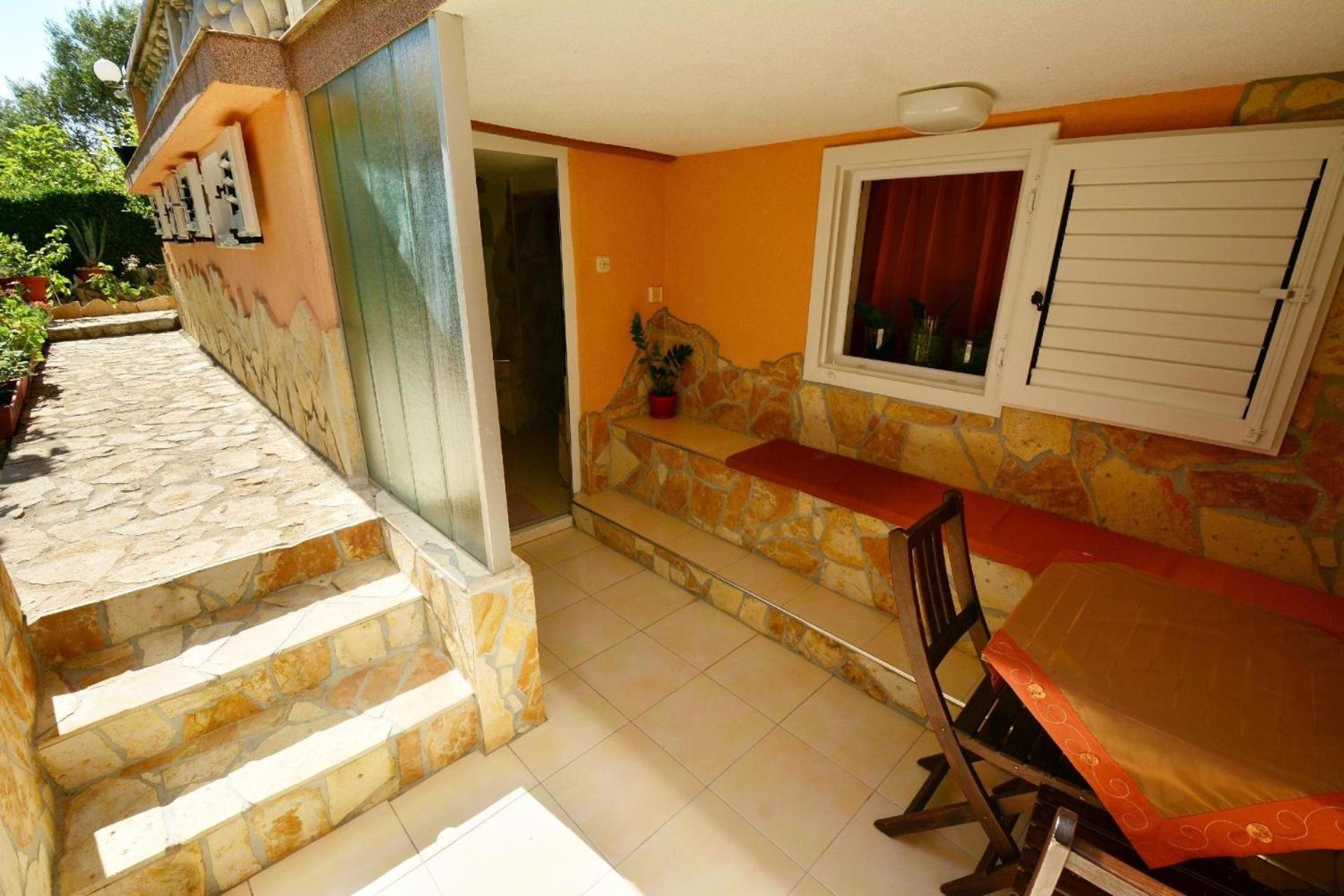 Ferienwohnung Mit Terrasse Und Grill