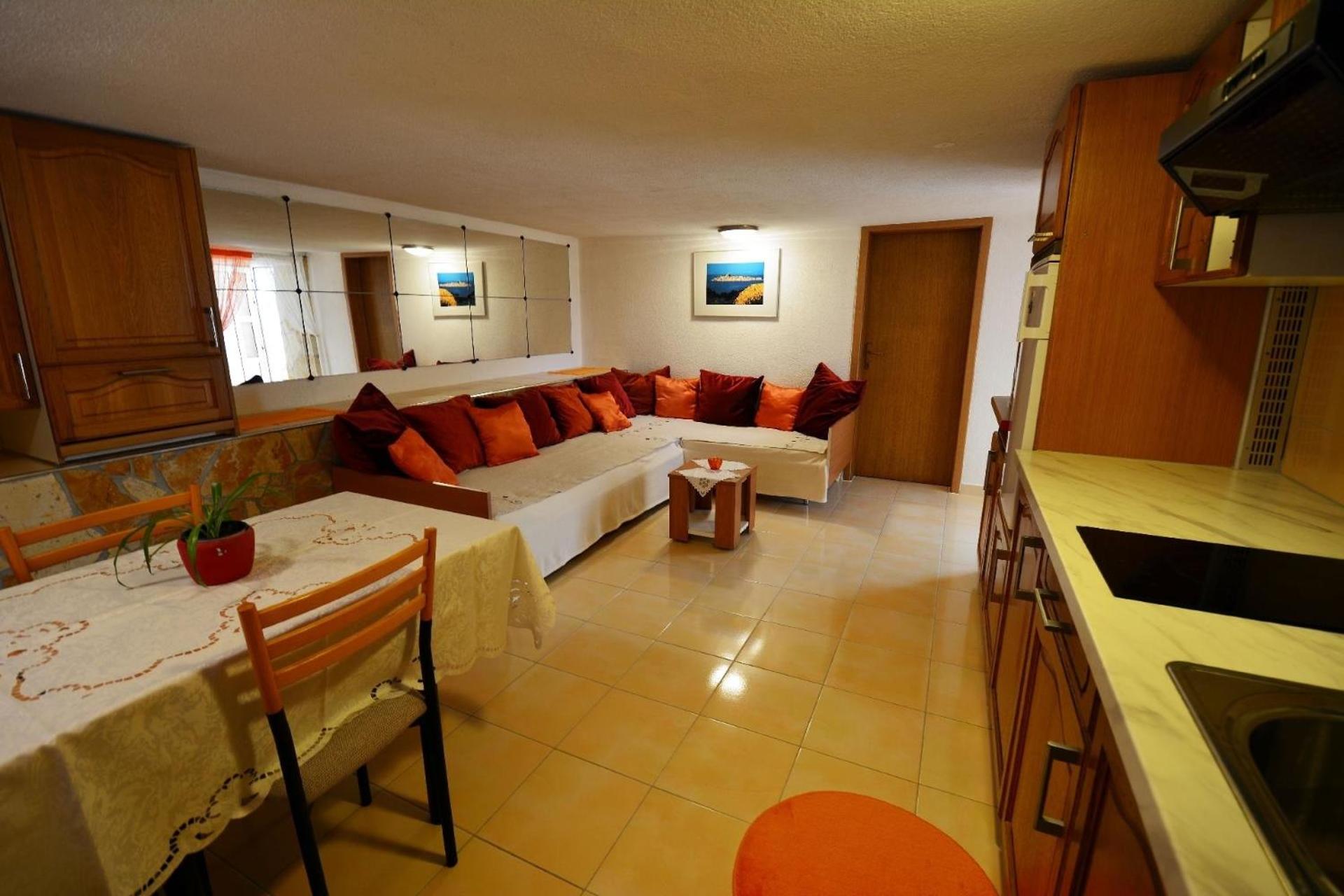 Ferienwohnung Mit Terrasse Und Grill