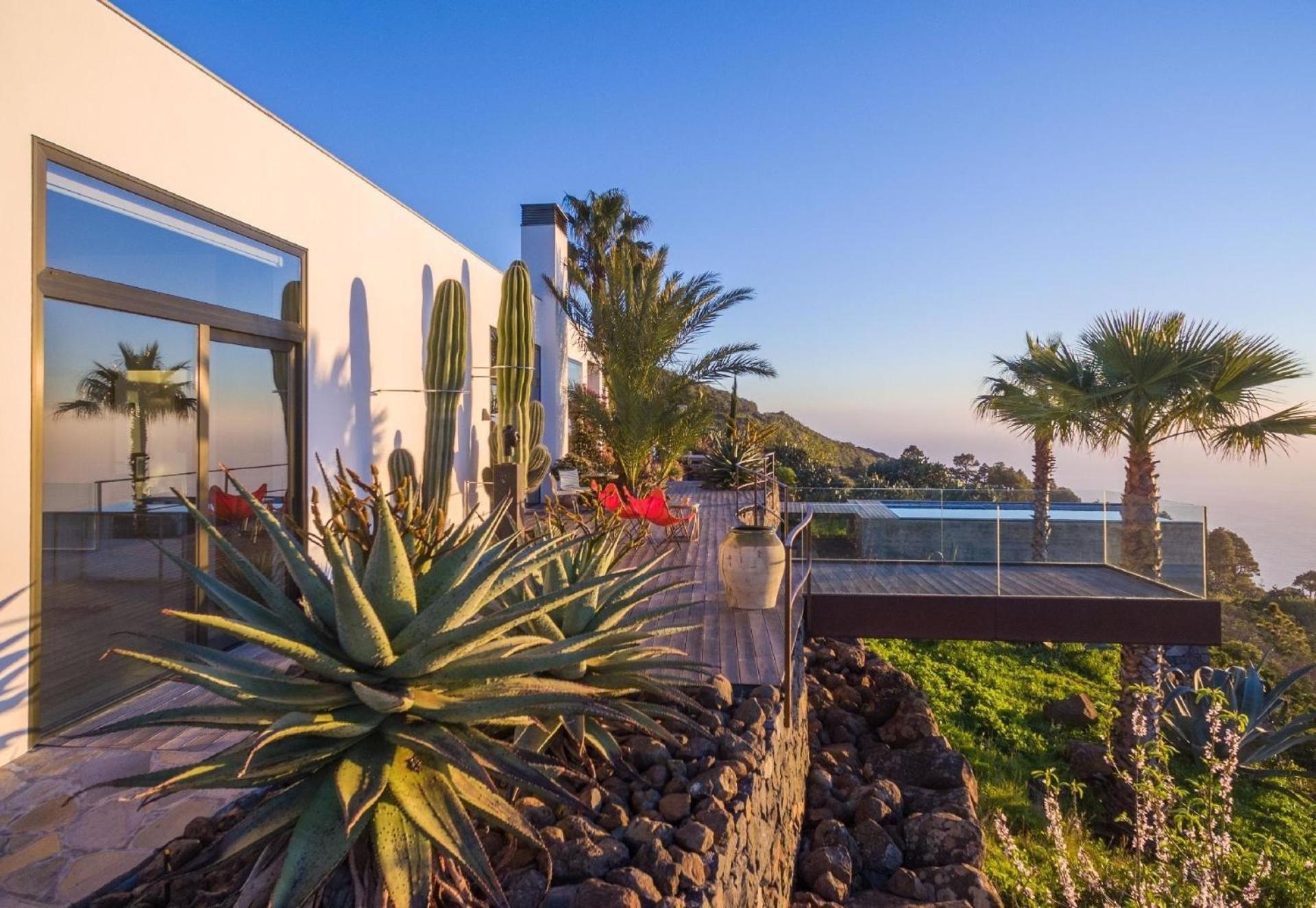 Villa Infinite Place