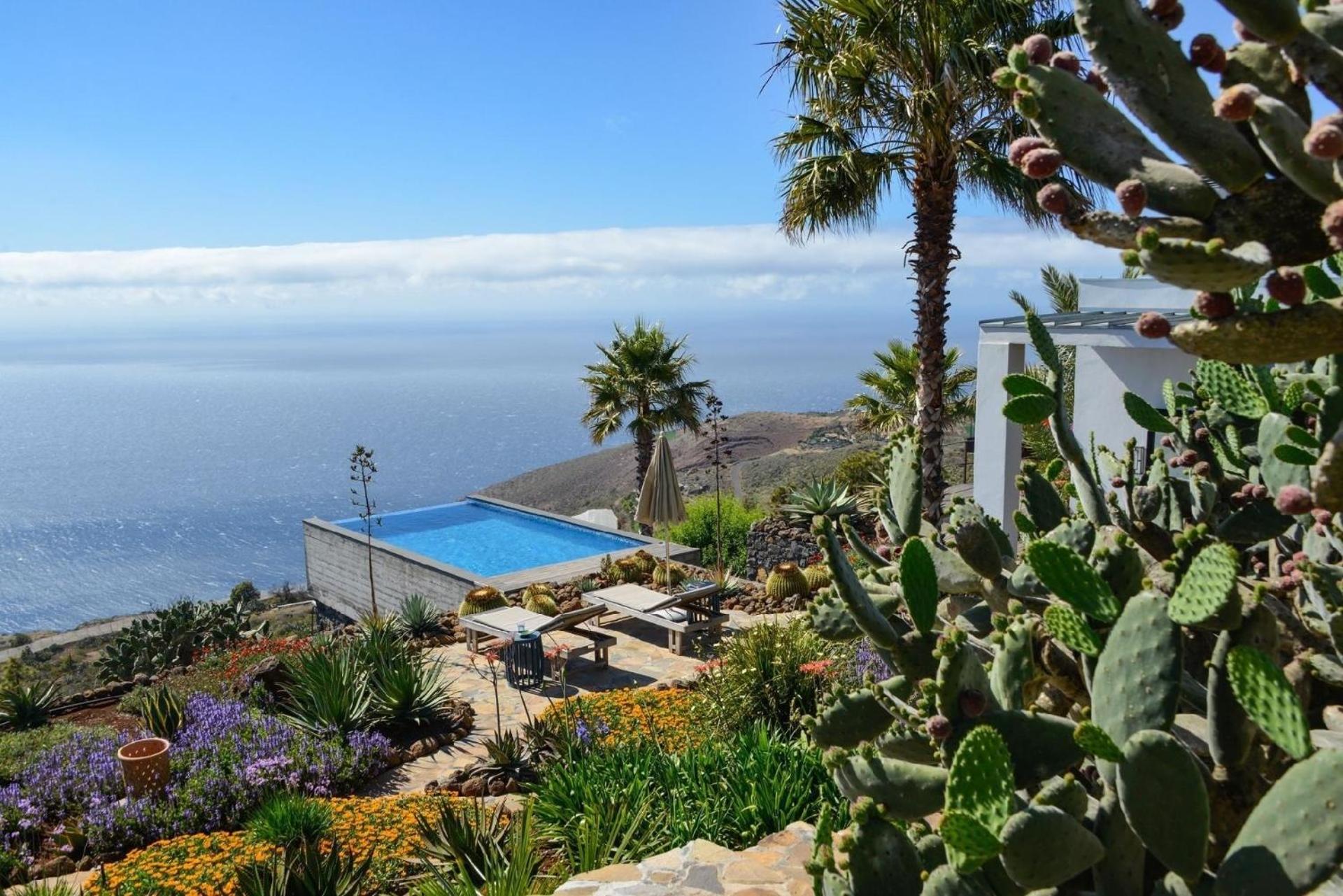 Villa Infinite Place
