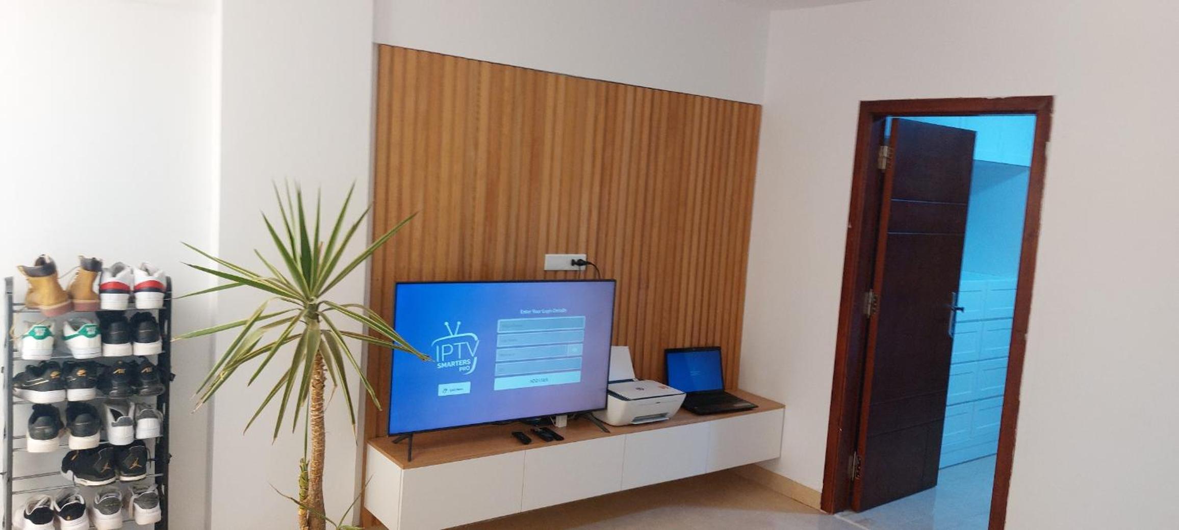 Luxe flat met privé strand en zwembaden