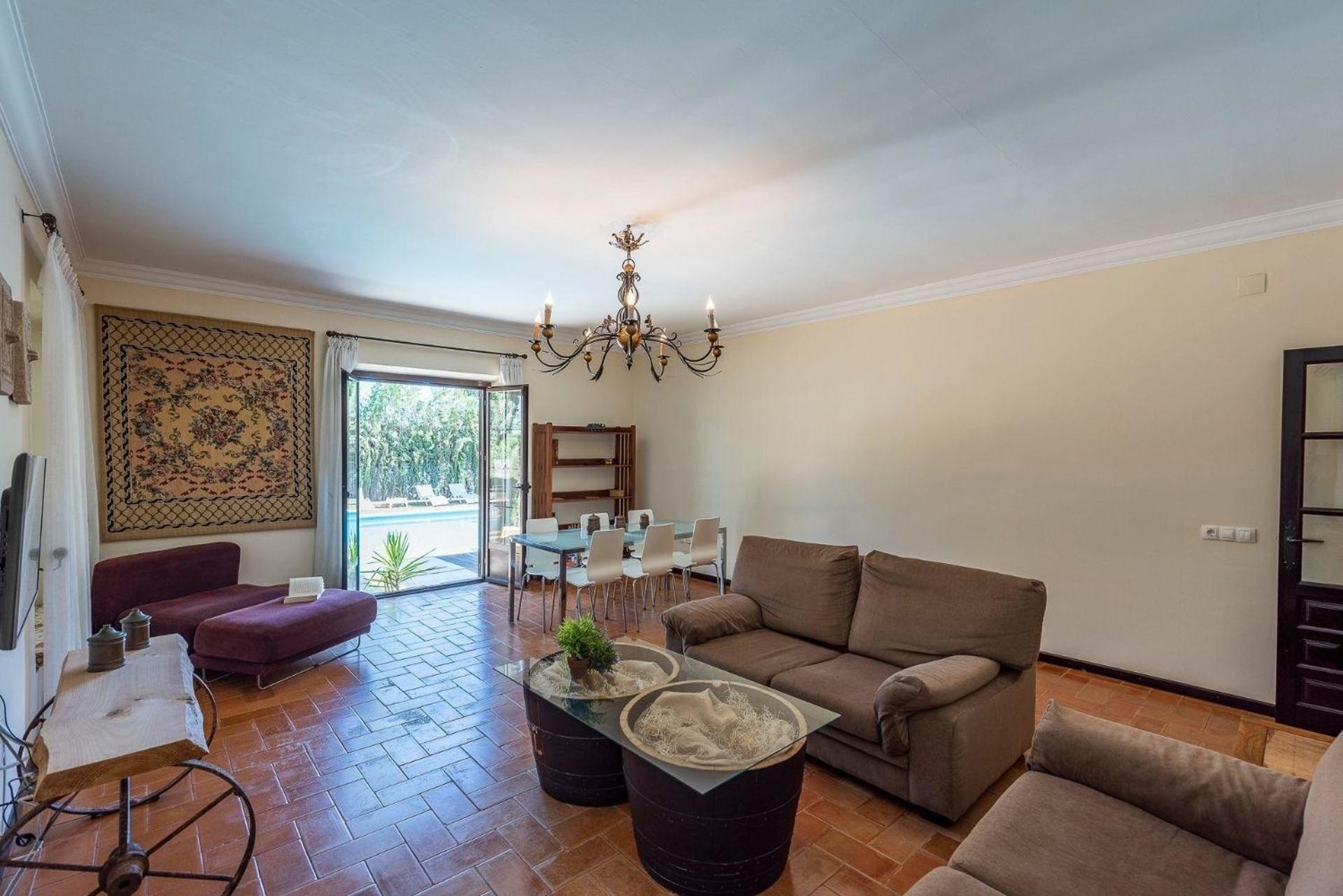 Tolles Ferienhaus in Marchena mit Privatem Pool