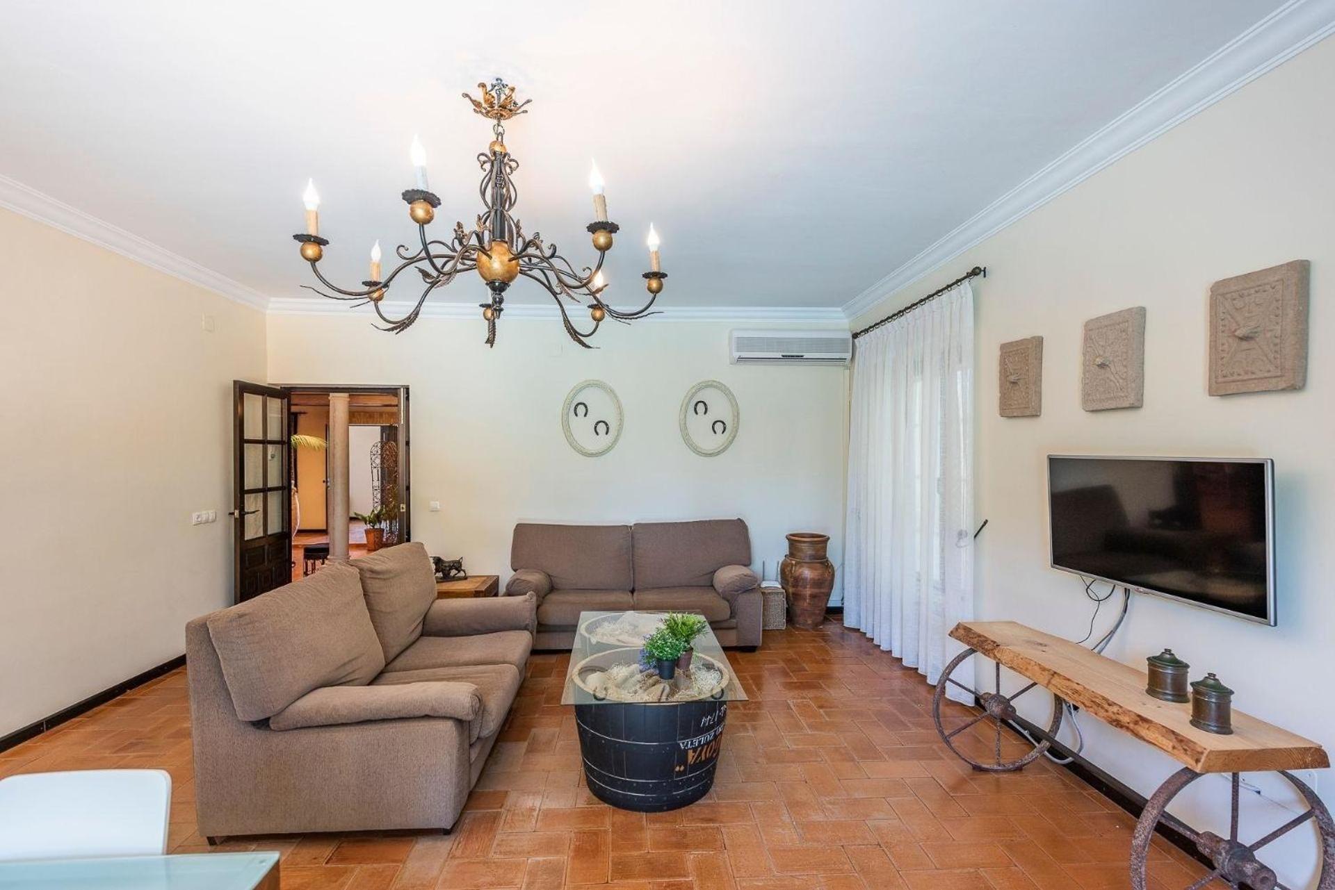 Tolles Ferienhaus in Marchena mit Privatem Pool