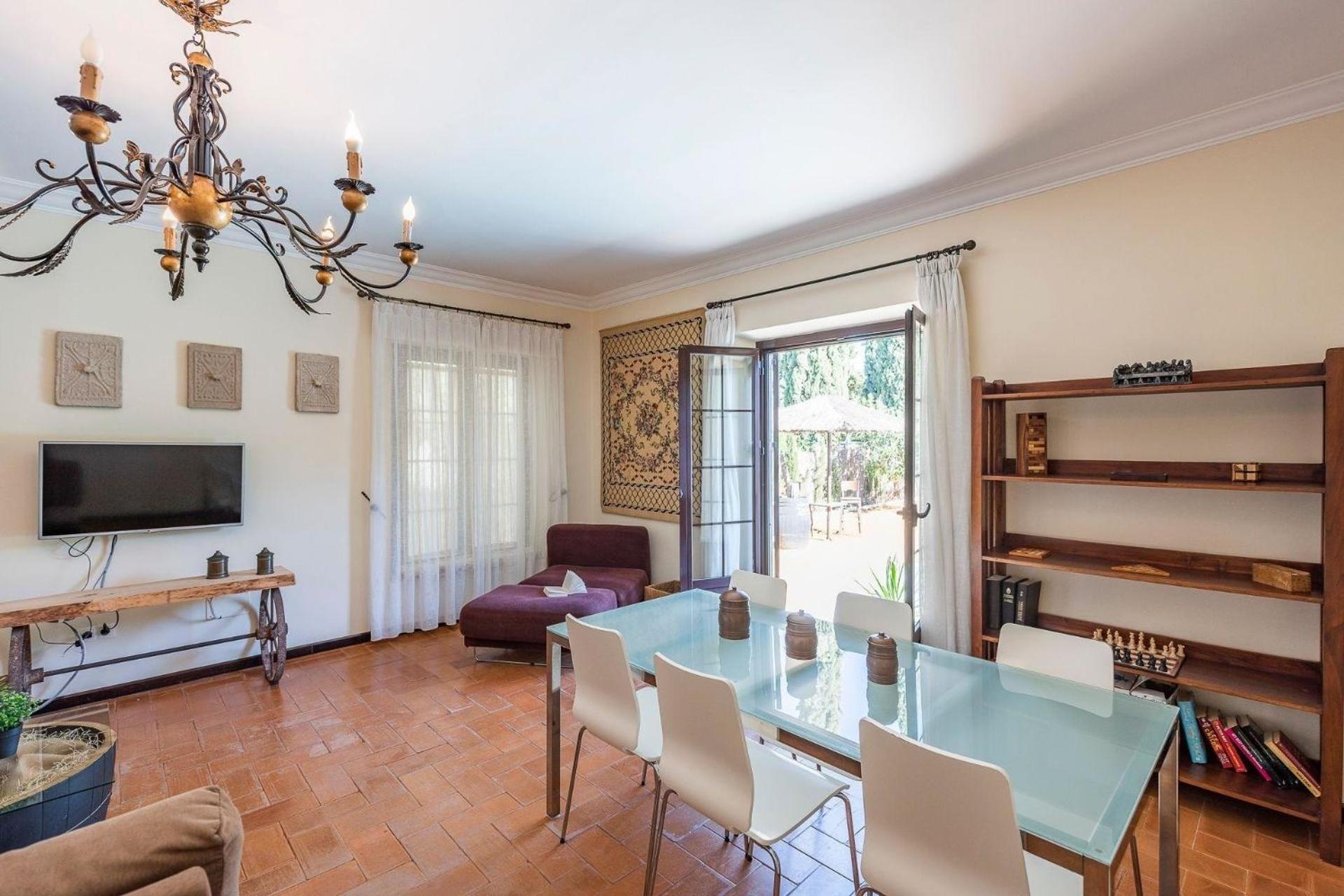 Tolles Ferienhaus in Marchena mit Privatem Pool