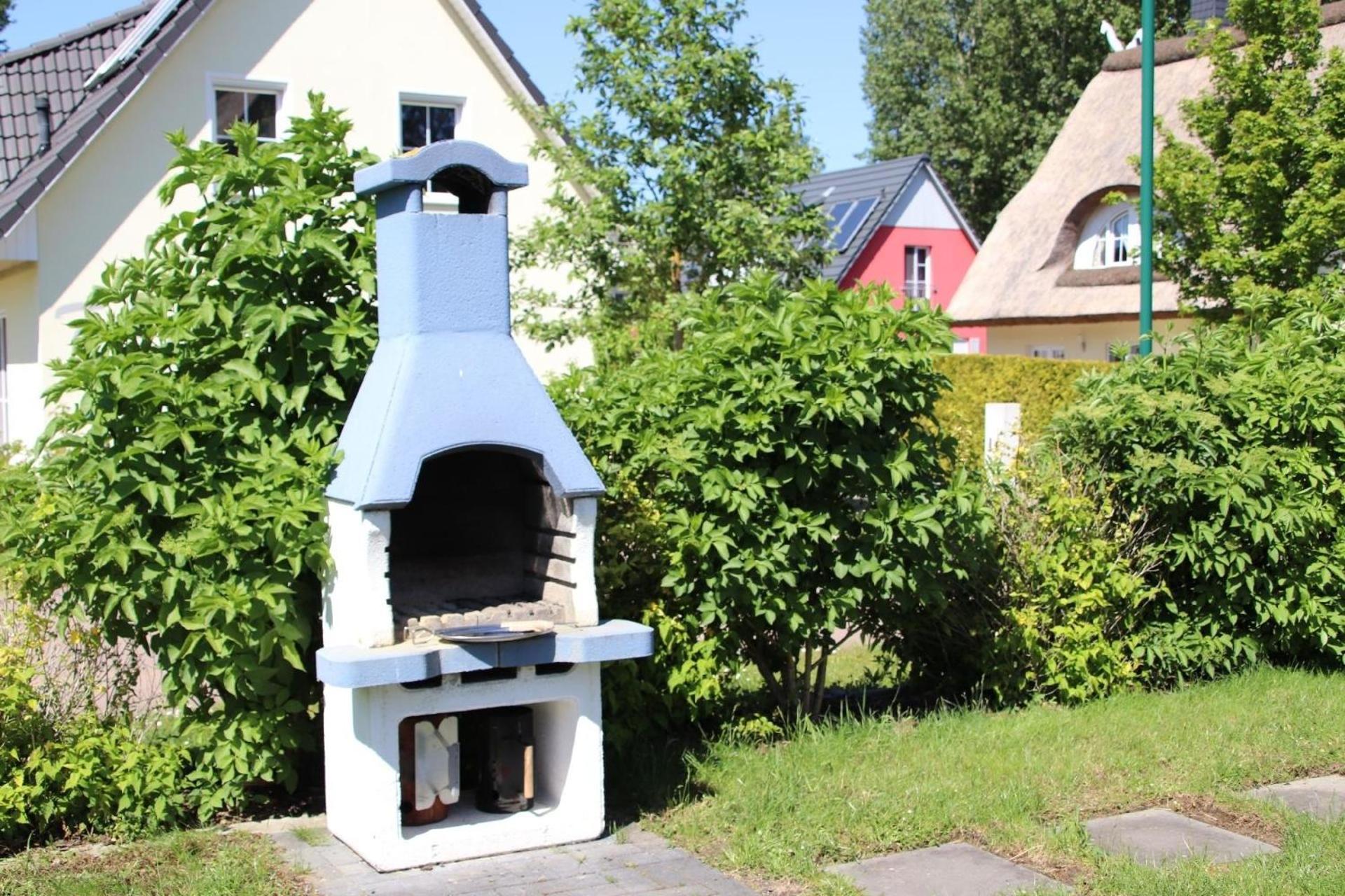 Ferienhaus Mit Garten, Sauna, Kamin Und Whirlpool