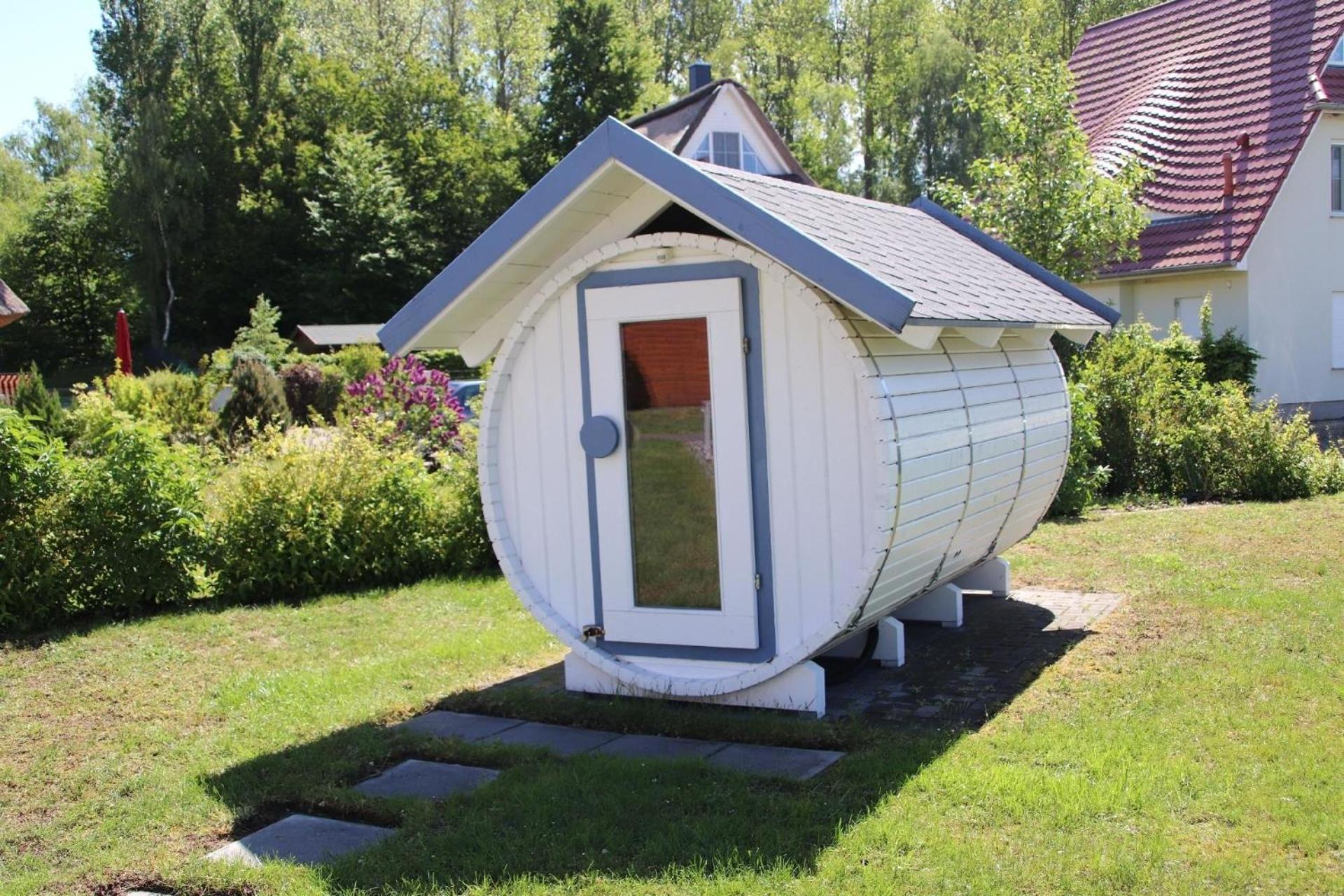 Ferienhaus Mit Garten, Sauna, Kamin Und Whirlpool