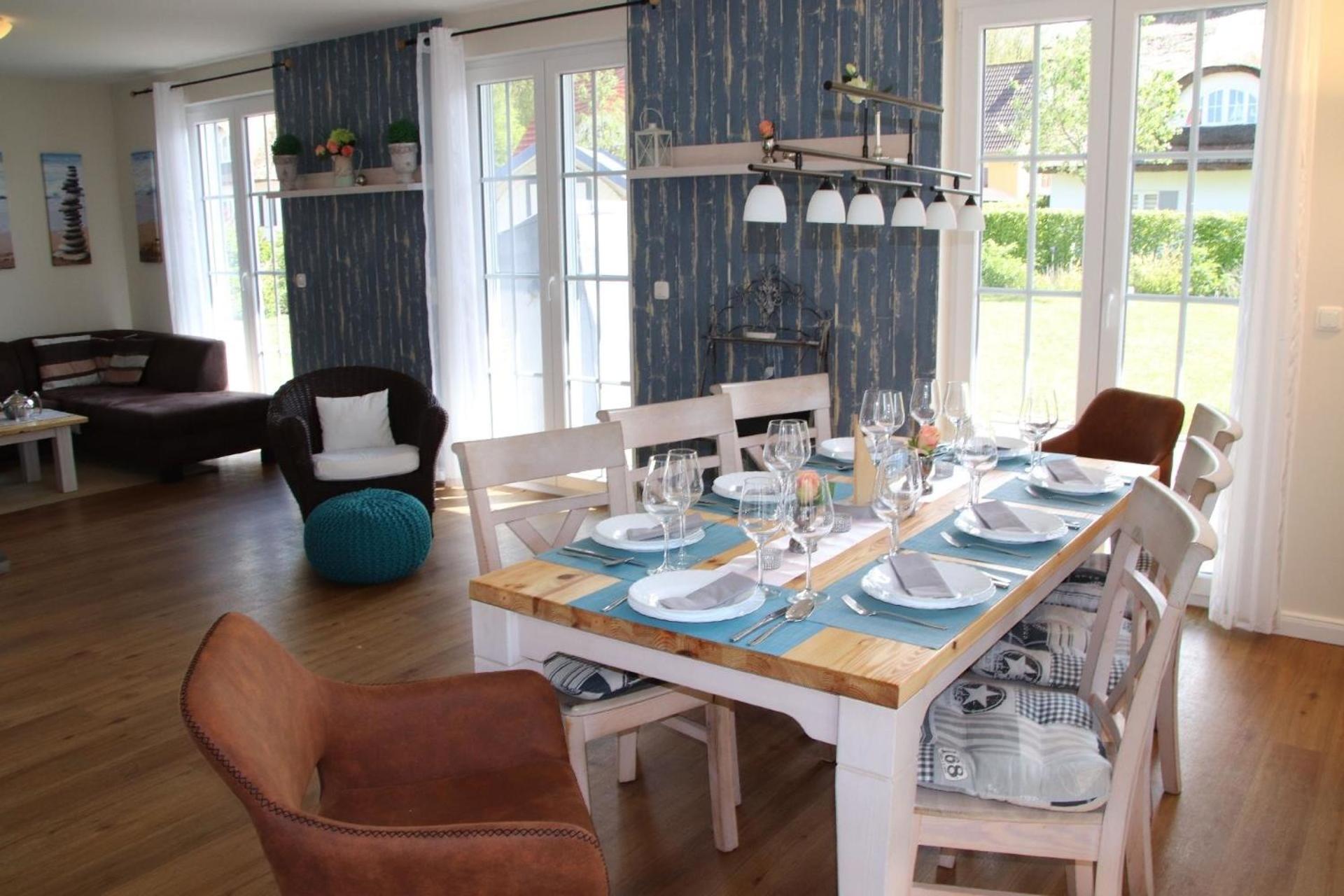 Ferienhaus Mit Garten, Sauna, Kamin Und Whirlpool