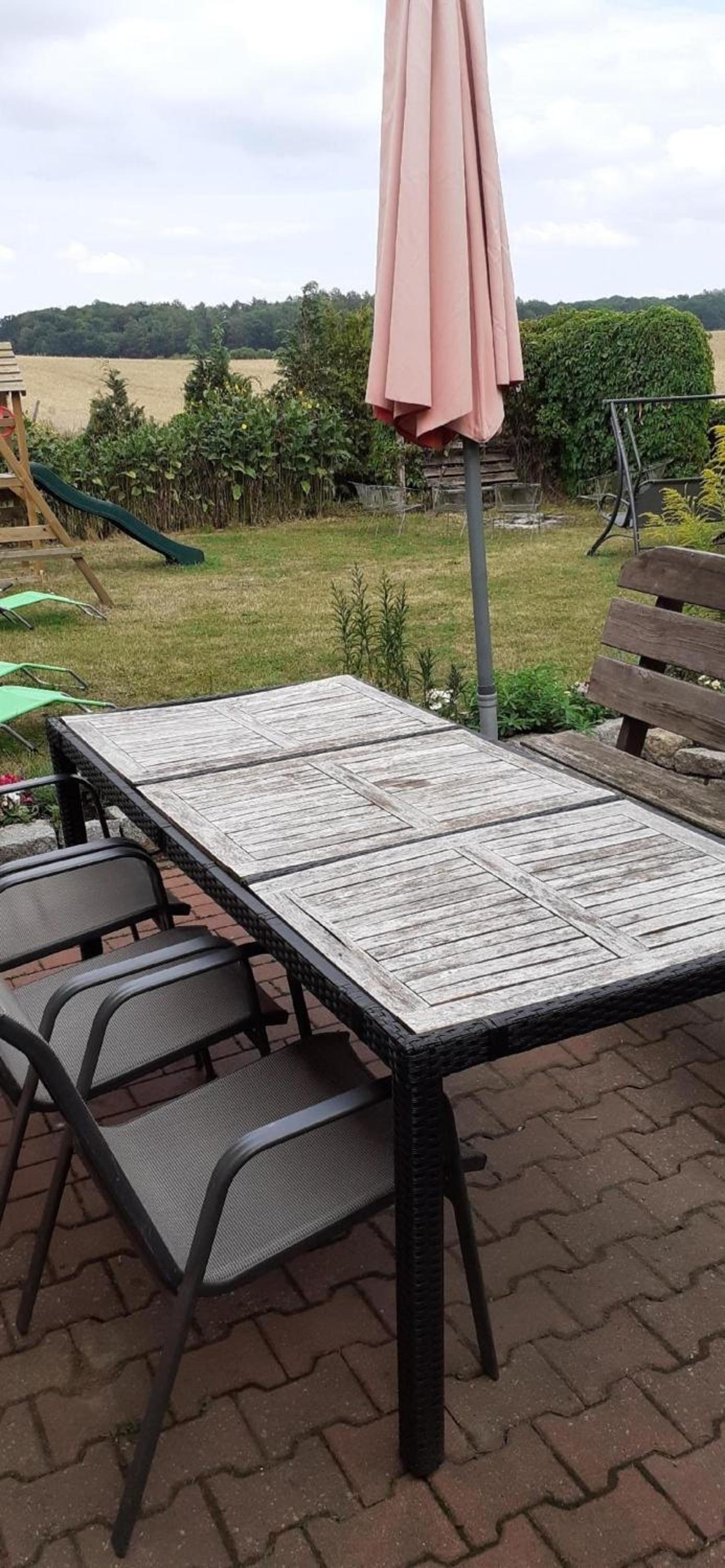 Appartement in Buchenhain mit Großem Garten