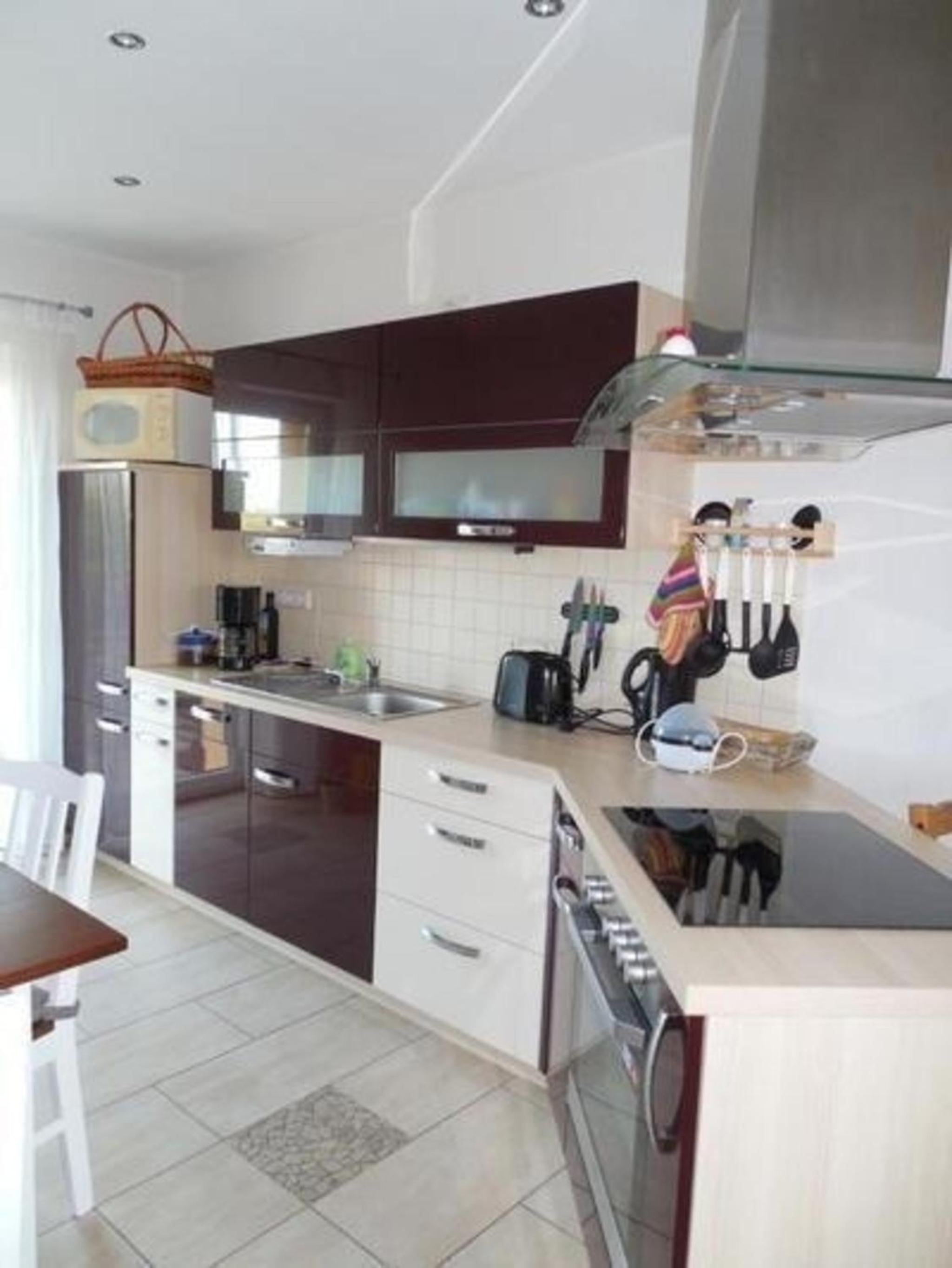 Appartement in Buchenhain mit Großem Garten