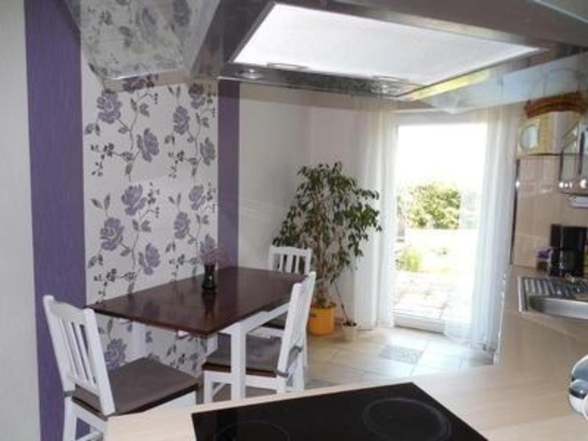 Appartement in Buchenhain mit Großem Garten