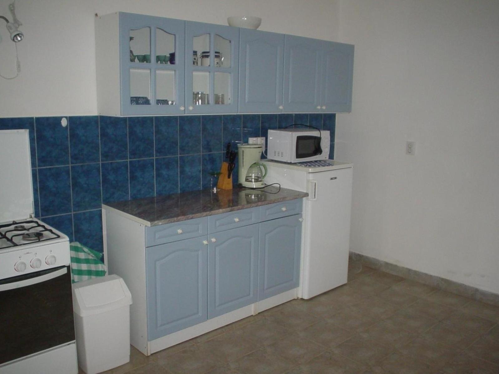 Gemütliches Ferienhaus Legedi mit Grill