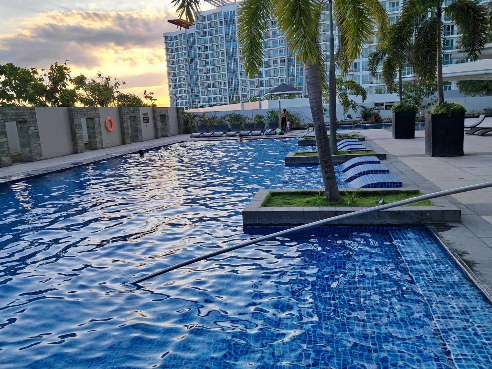 One Pacific Residence 18 D view 4