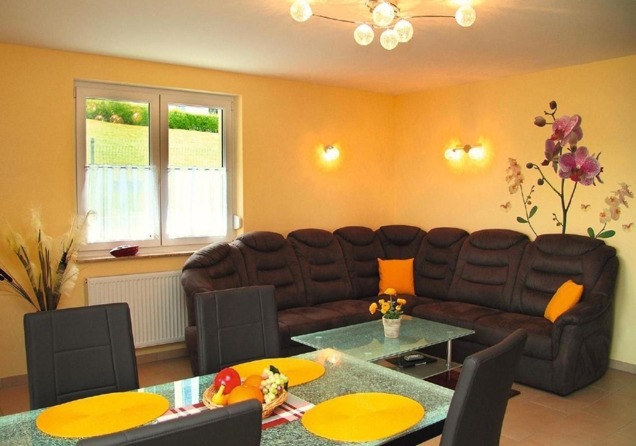 Ferienwohnung in RöbelMüritz mit Grill und Terrasse und Seeblick