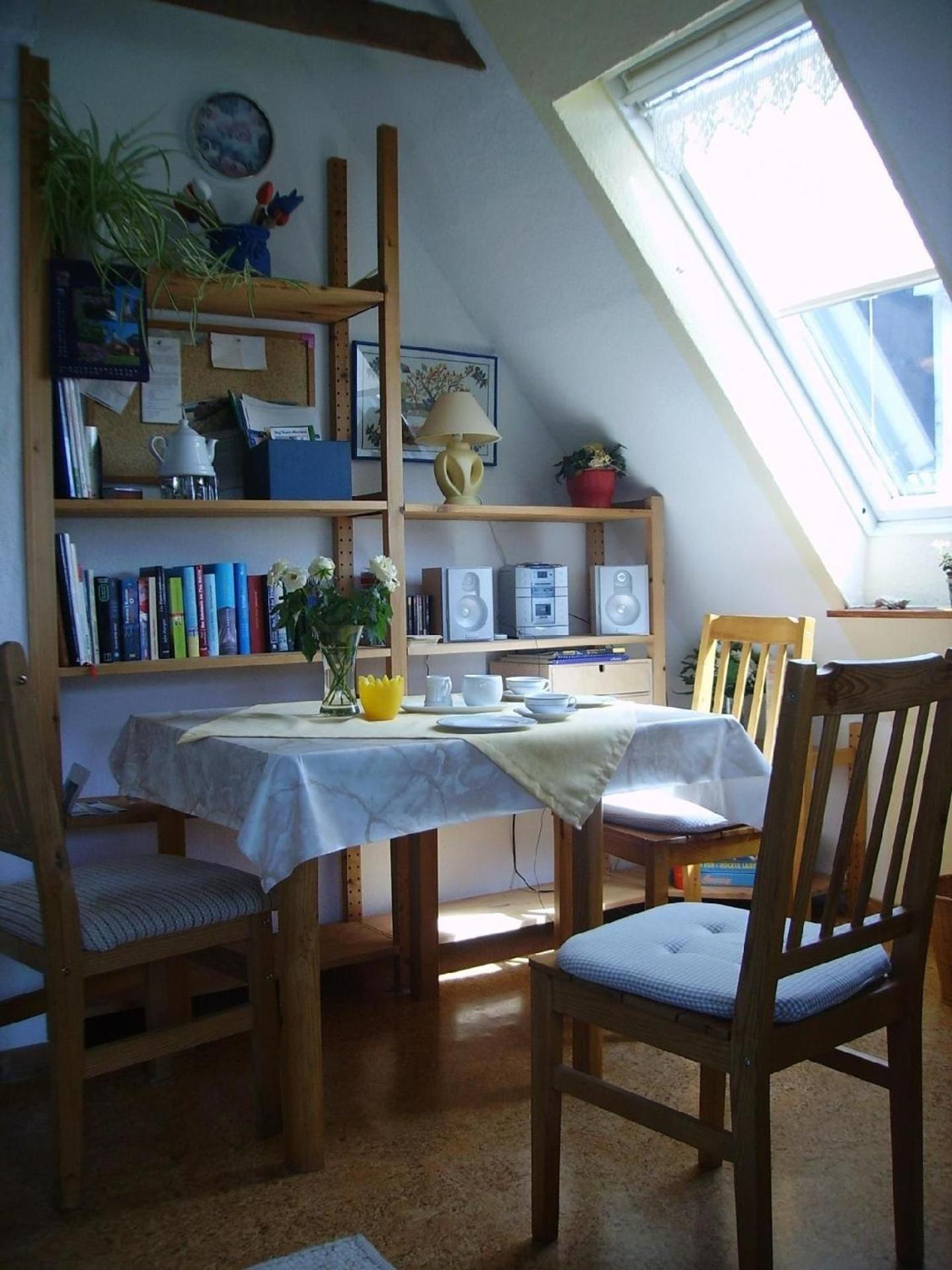 Ferienwohnung Mit Garten Und Gartenhaus