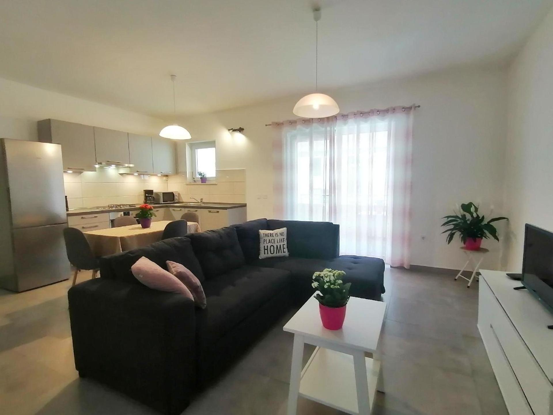 Moderne Ferienwohnung Dunja in Pula view 2