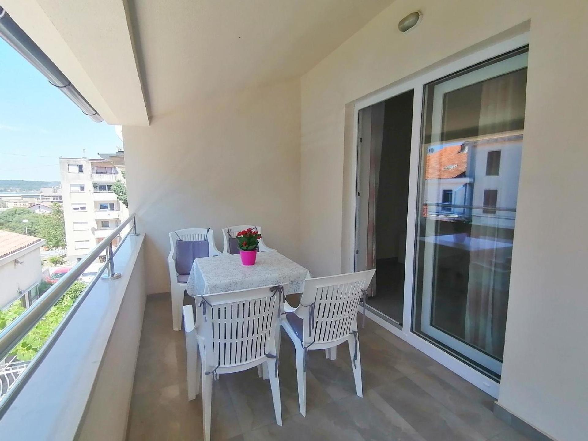Moderne Ferienwohnung Dunja in Pula view 3
